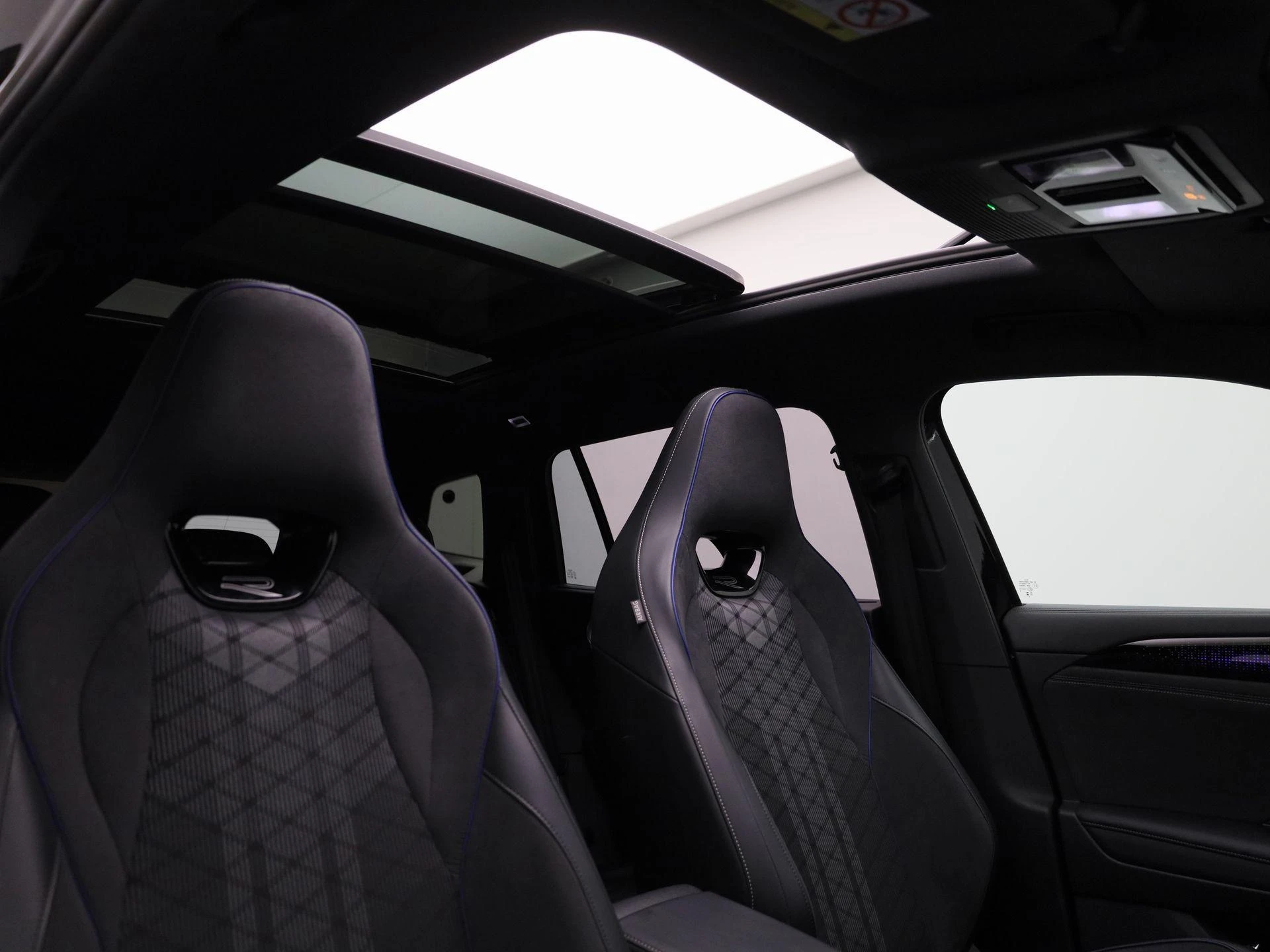 Volkswagen Tayron 1.5 eHybrid R-Line Edition 204 PK|