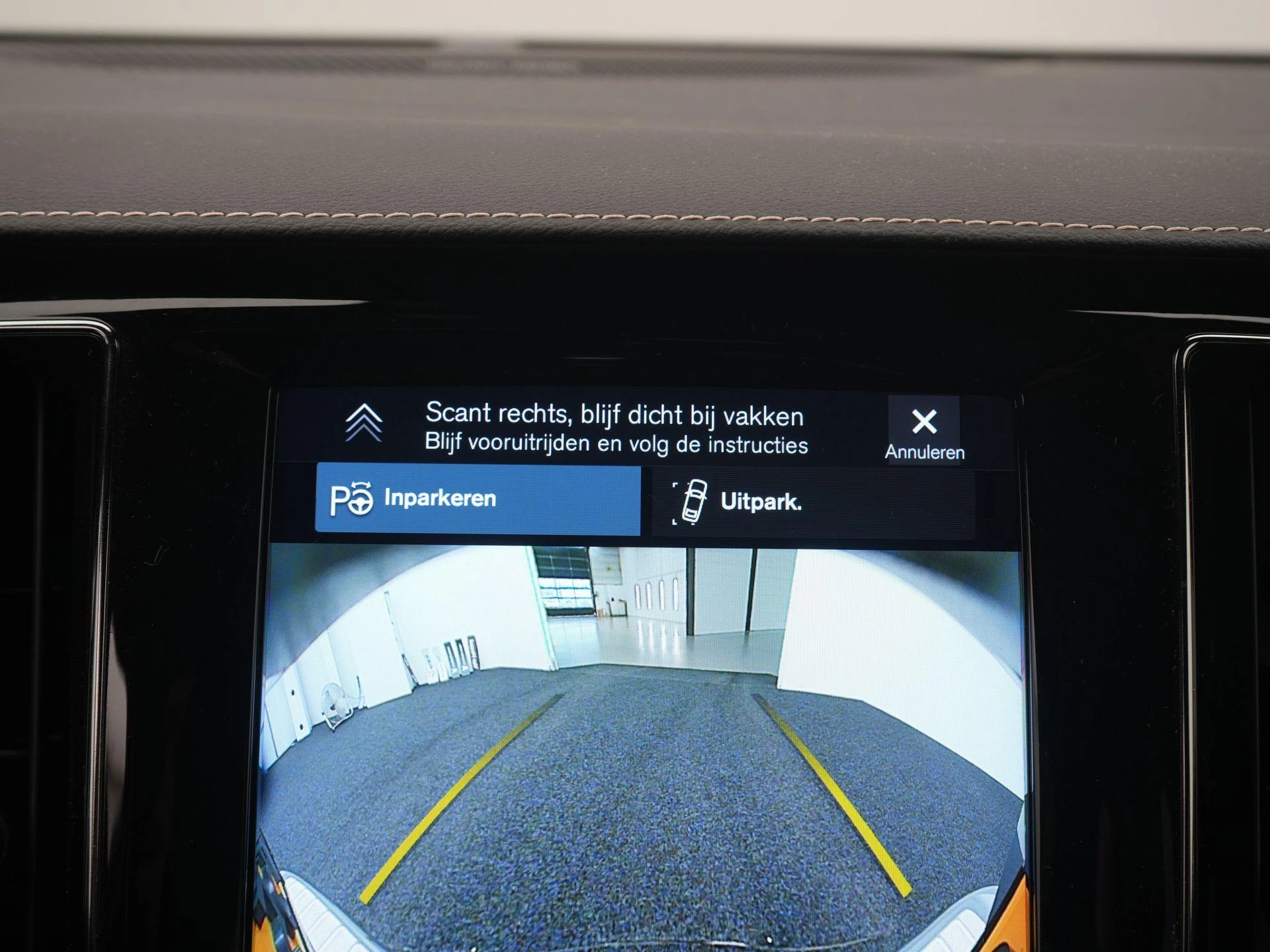 Volvo-V60-image-12