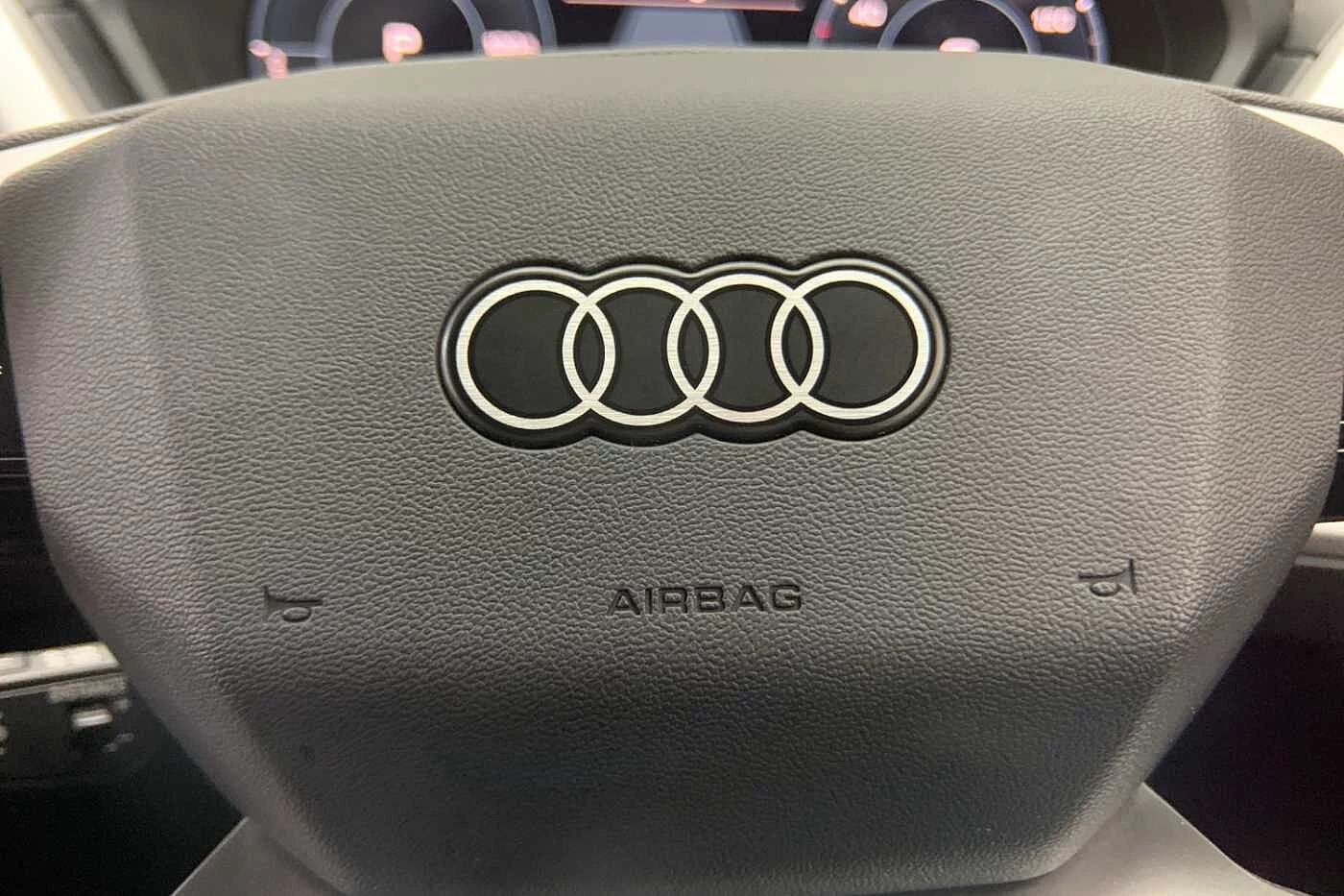 Audi-Q4 e-tron-image-22