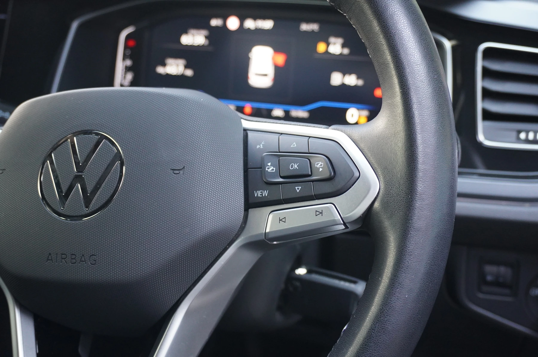 Volkswagen-Polo-image-31