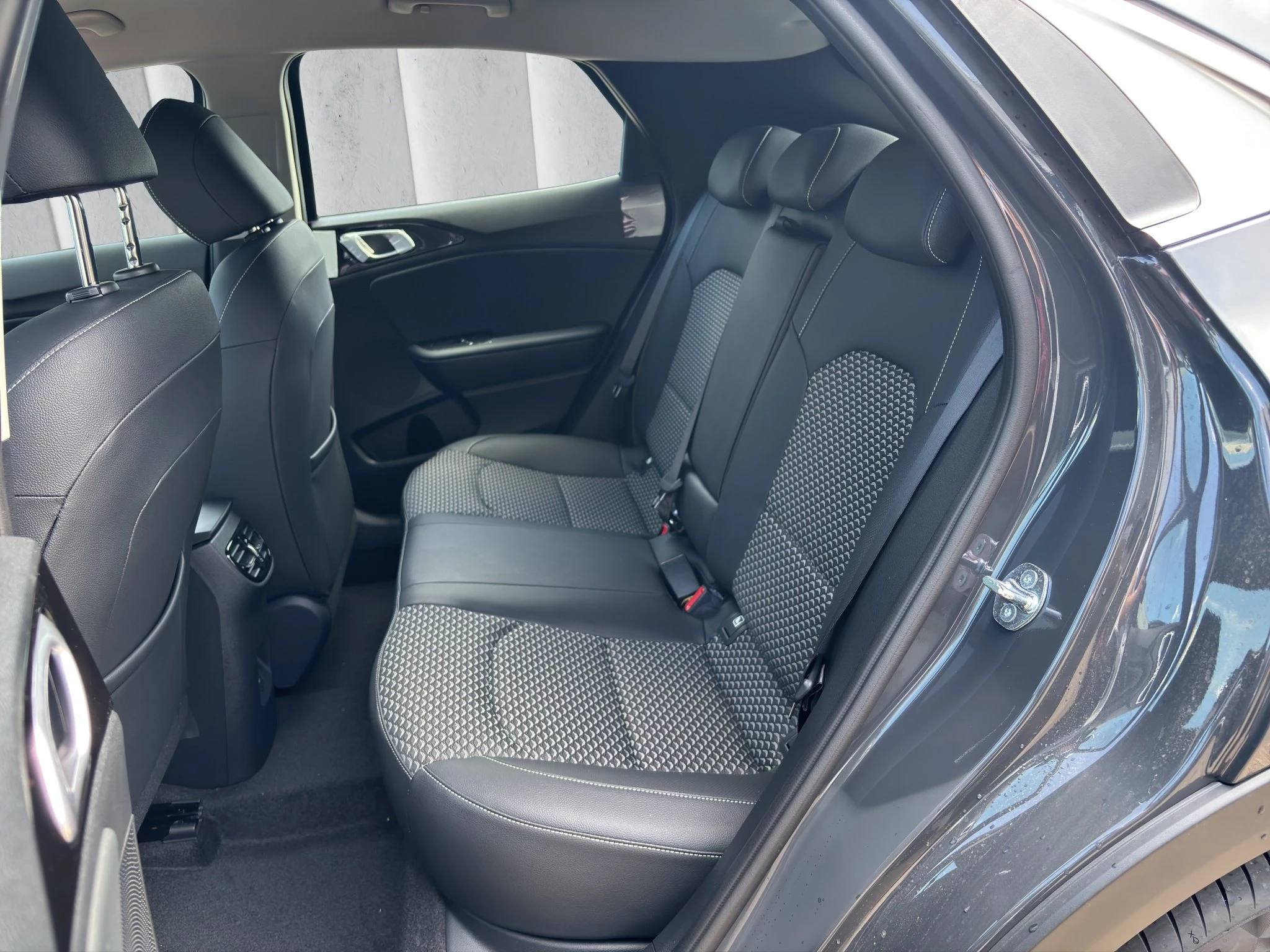 Kia XCeed Vision 1.6 T-GDI DCT Sports Utility Vehicle. 110 kW. 5-türig
