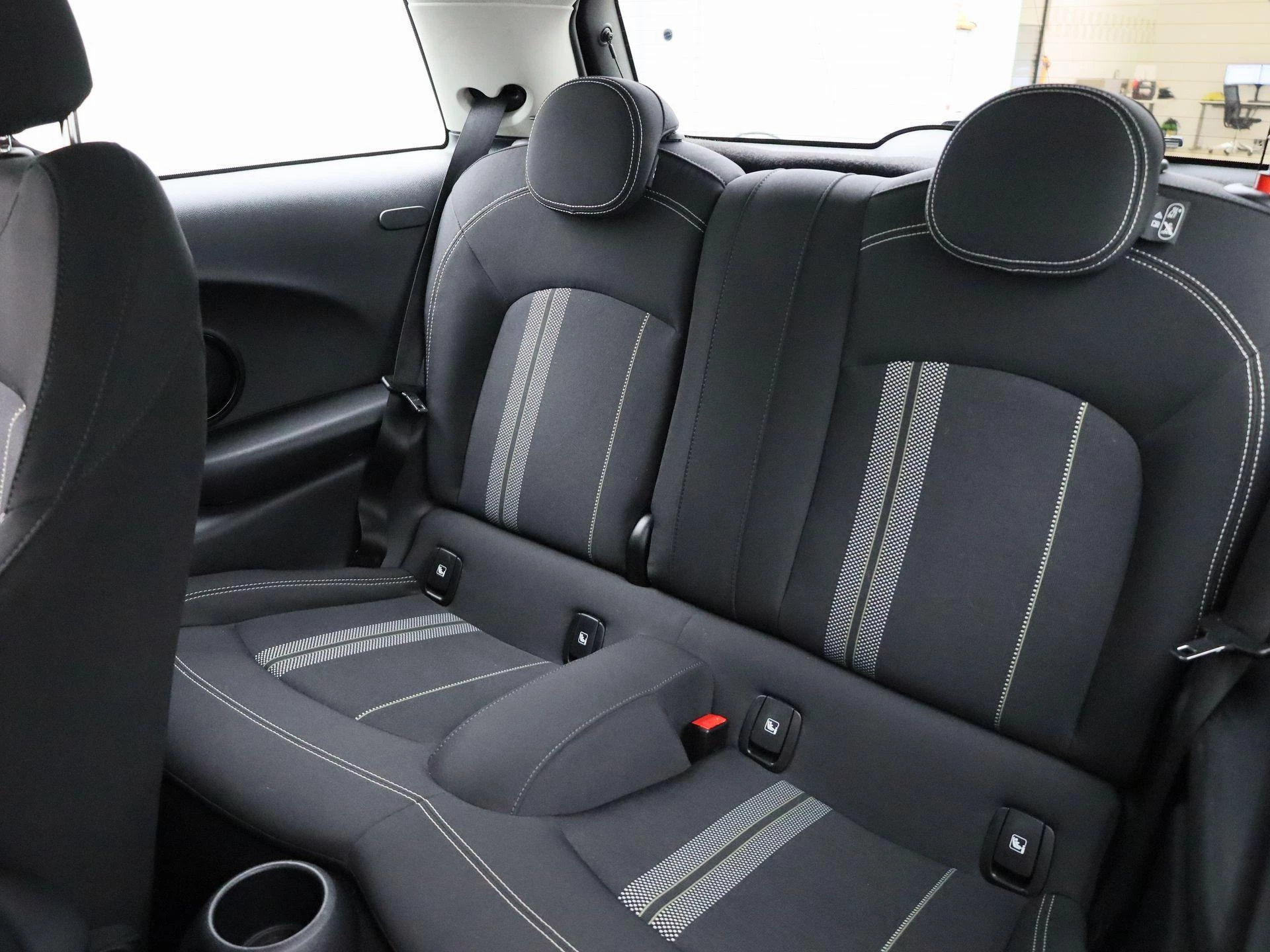 MINI-Cooper S-image-11