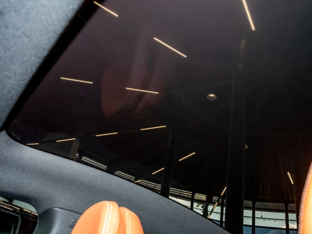 Mercedes-Benz-CLA 200-image-13