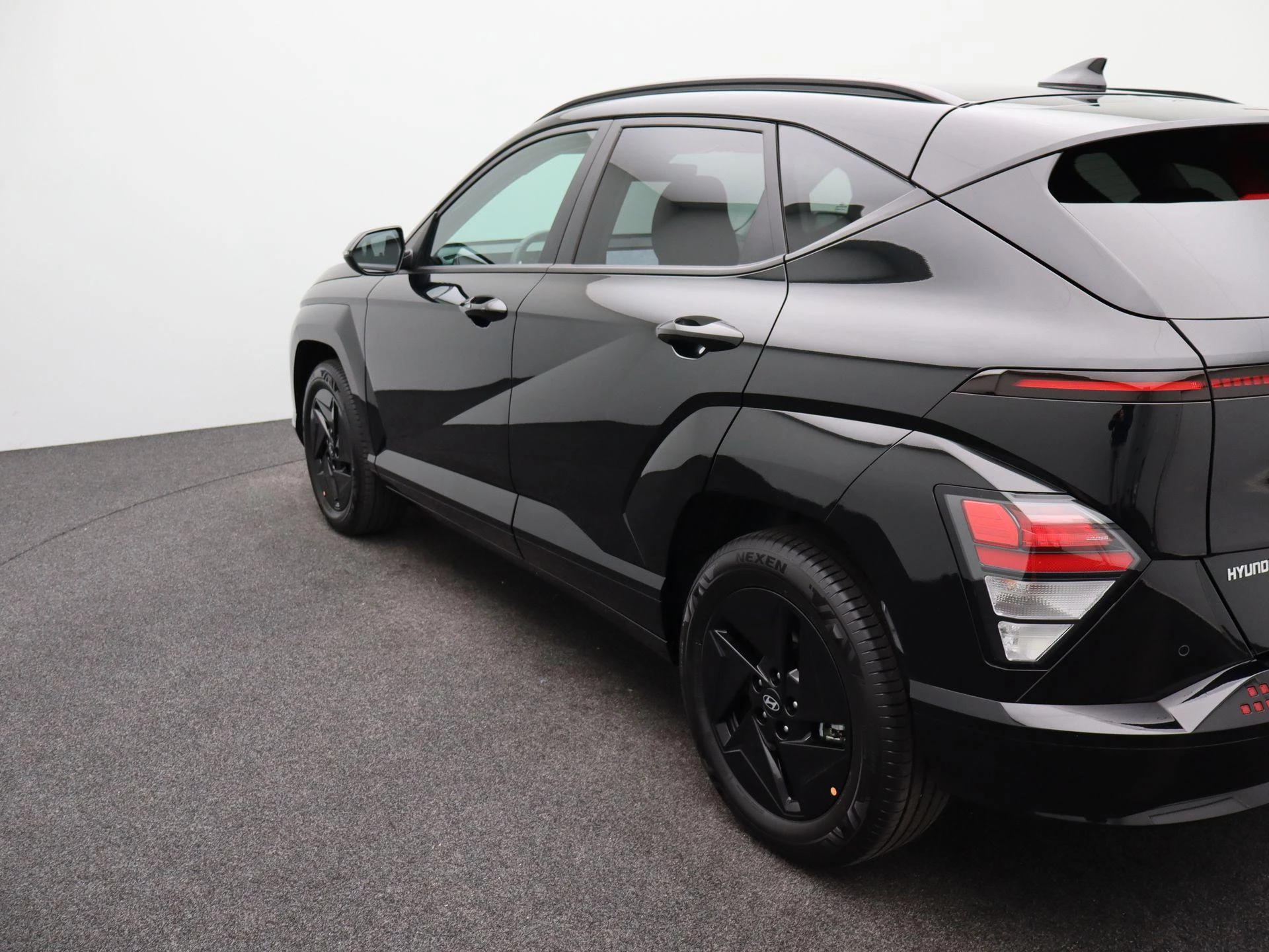 Hyundai-Kona-image-37