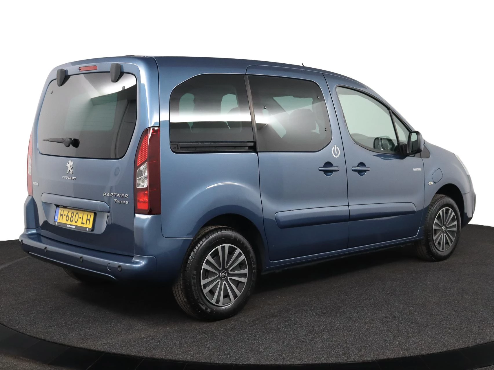 Peugeot-e-Partner-image-1