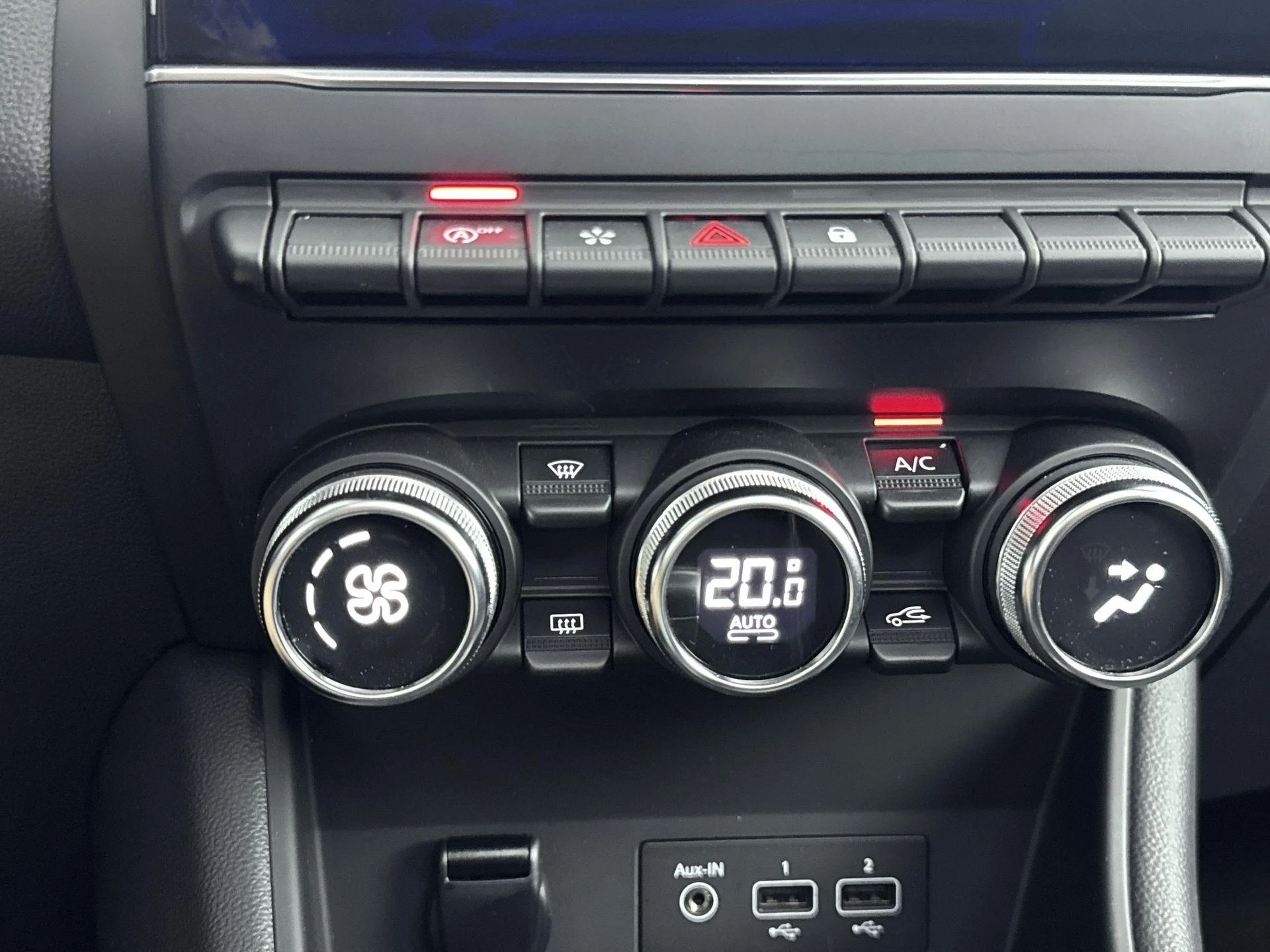 Renault-Captur-image-14