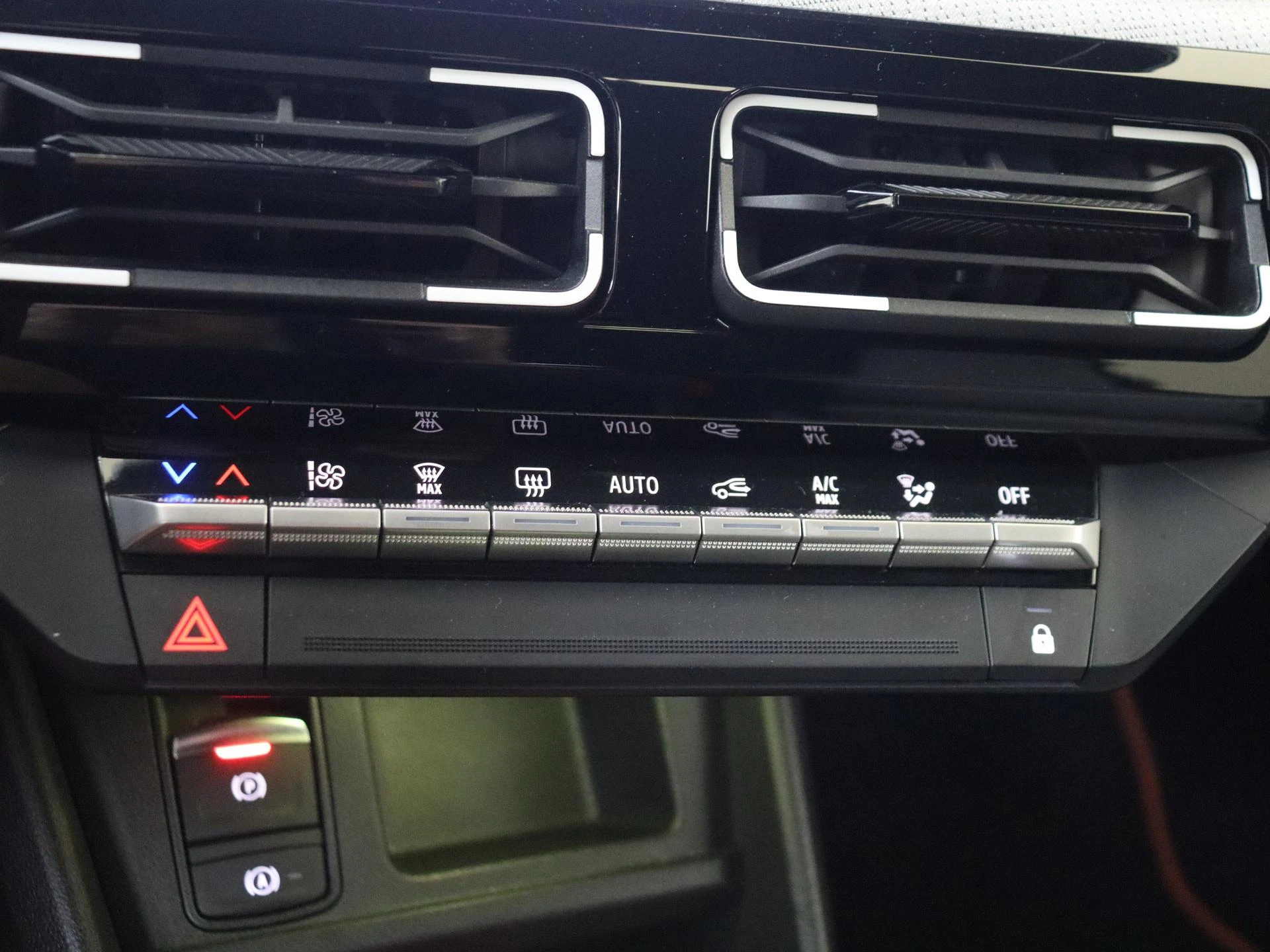 Renault-5-image-20