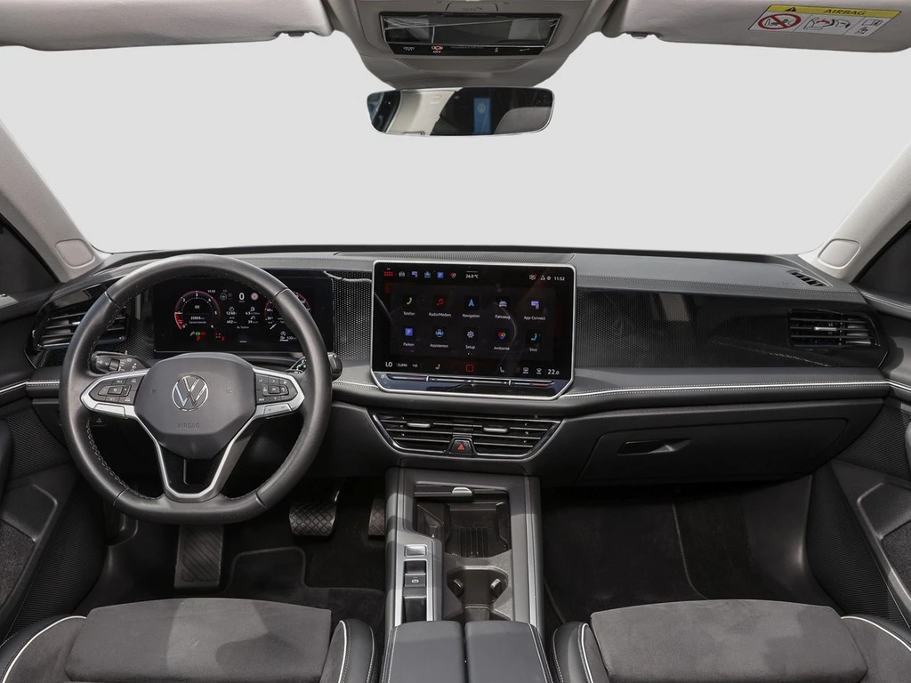 Volkswagen-Passat-image-11