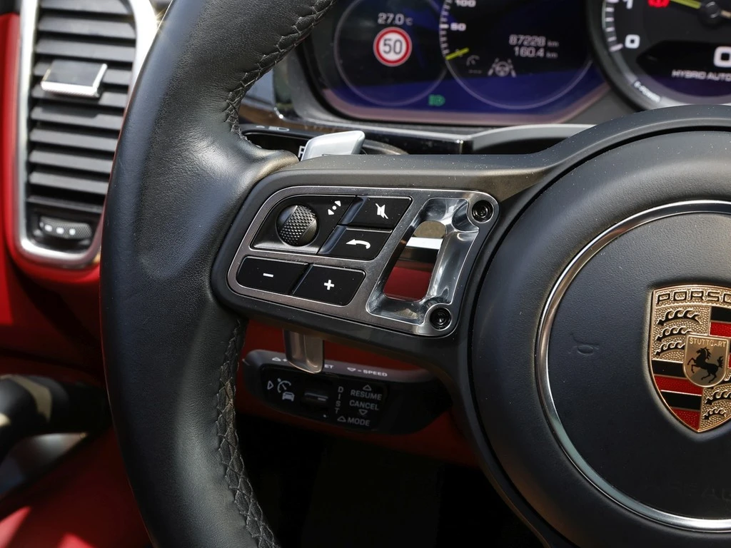 Porsche-Cayenne-image-18