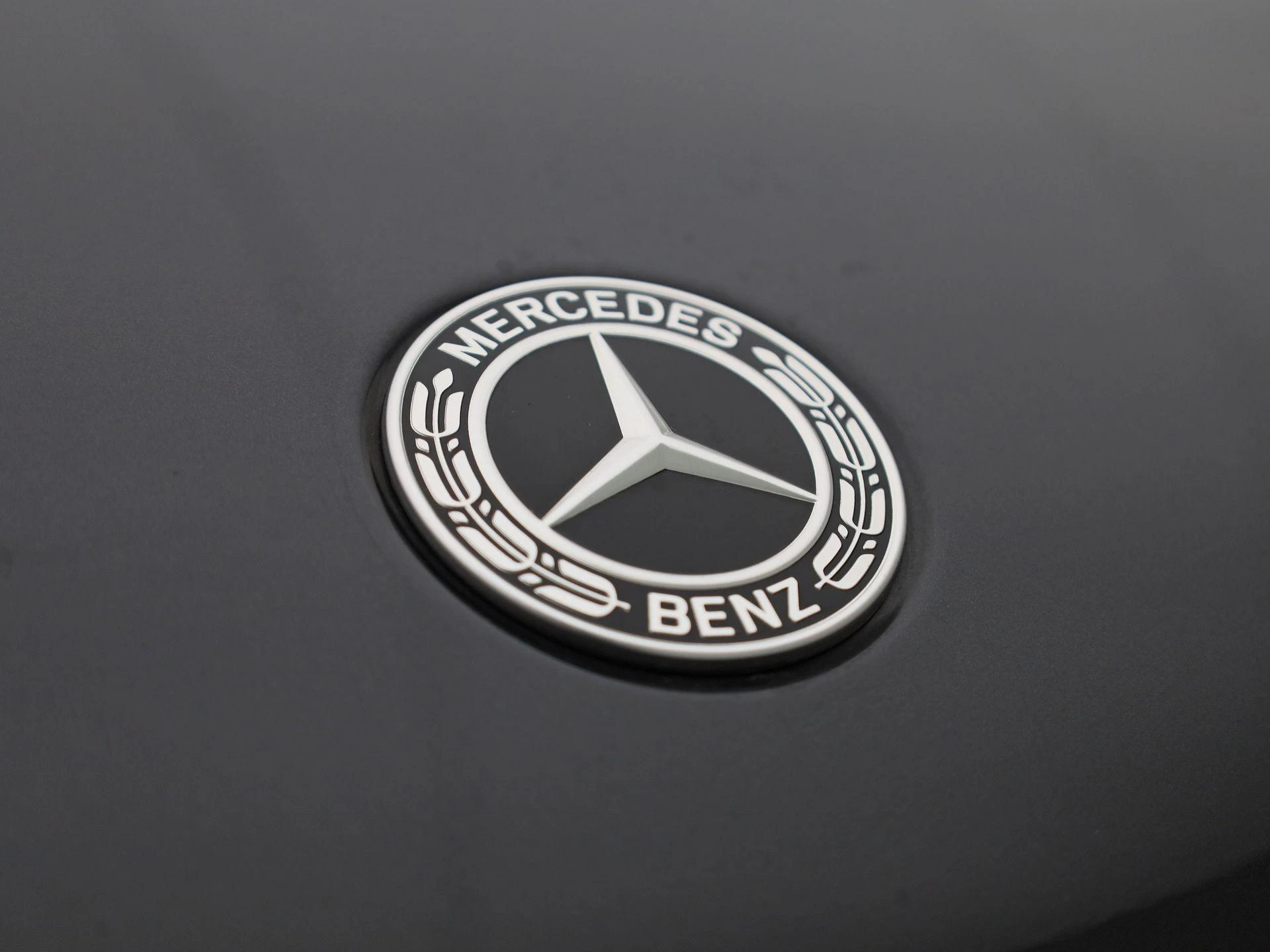 Mercedes-Benz-GLC-image-43