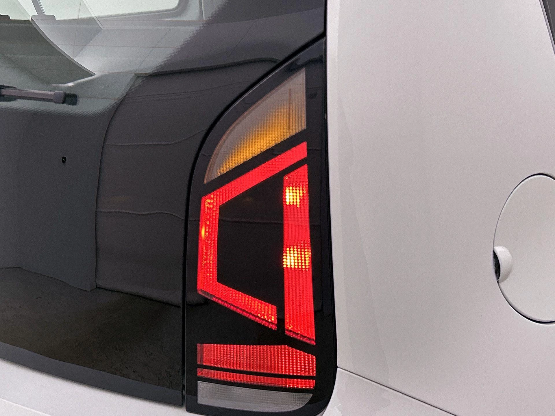 Volkswagen-up!-image-17