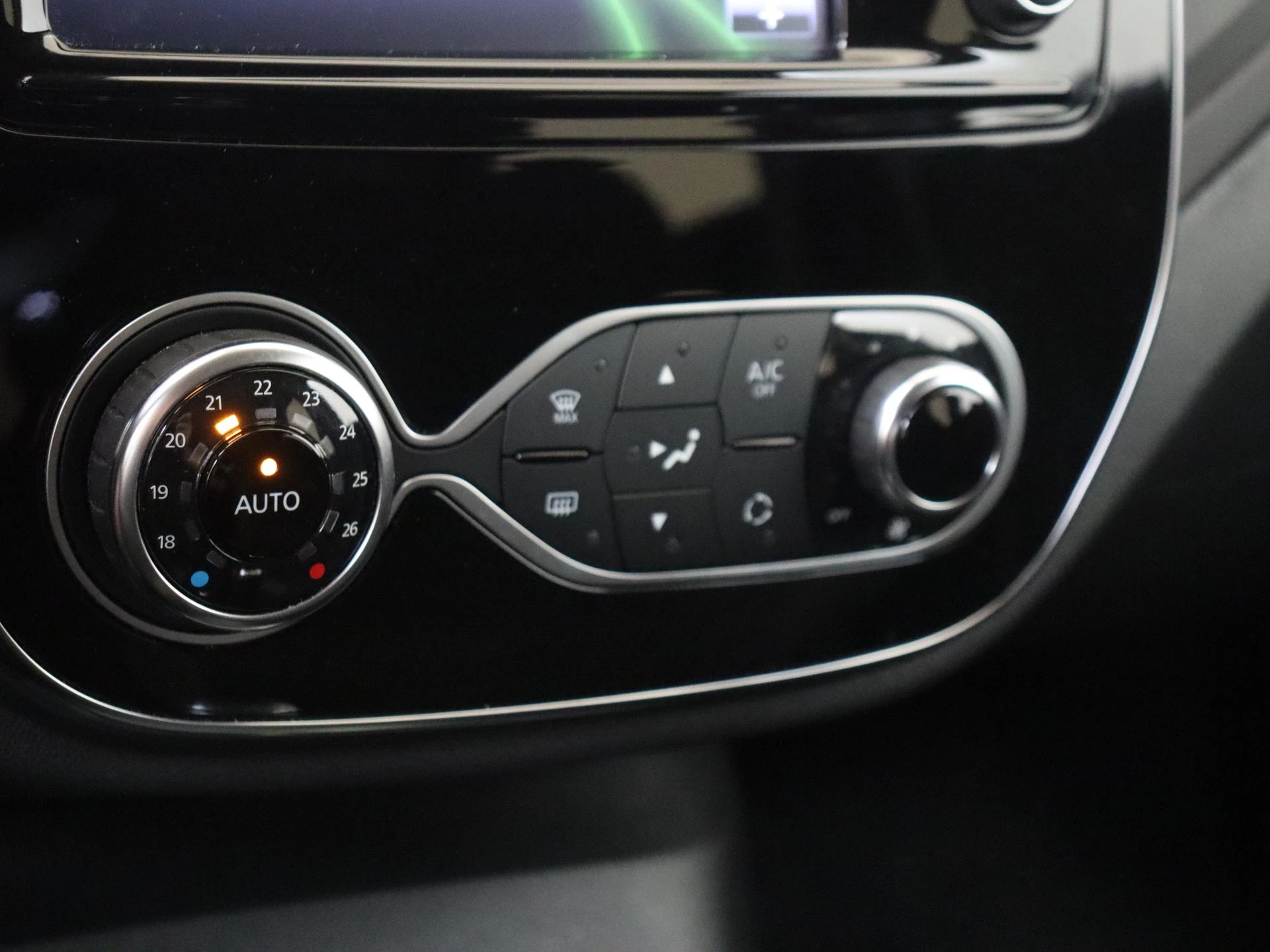 Renault-Captur-image-18