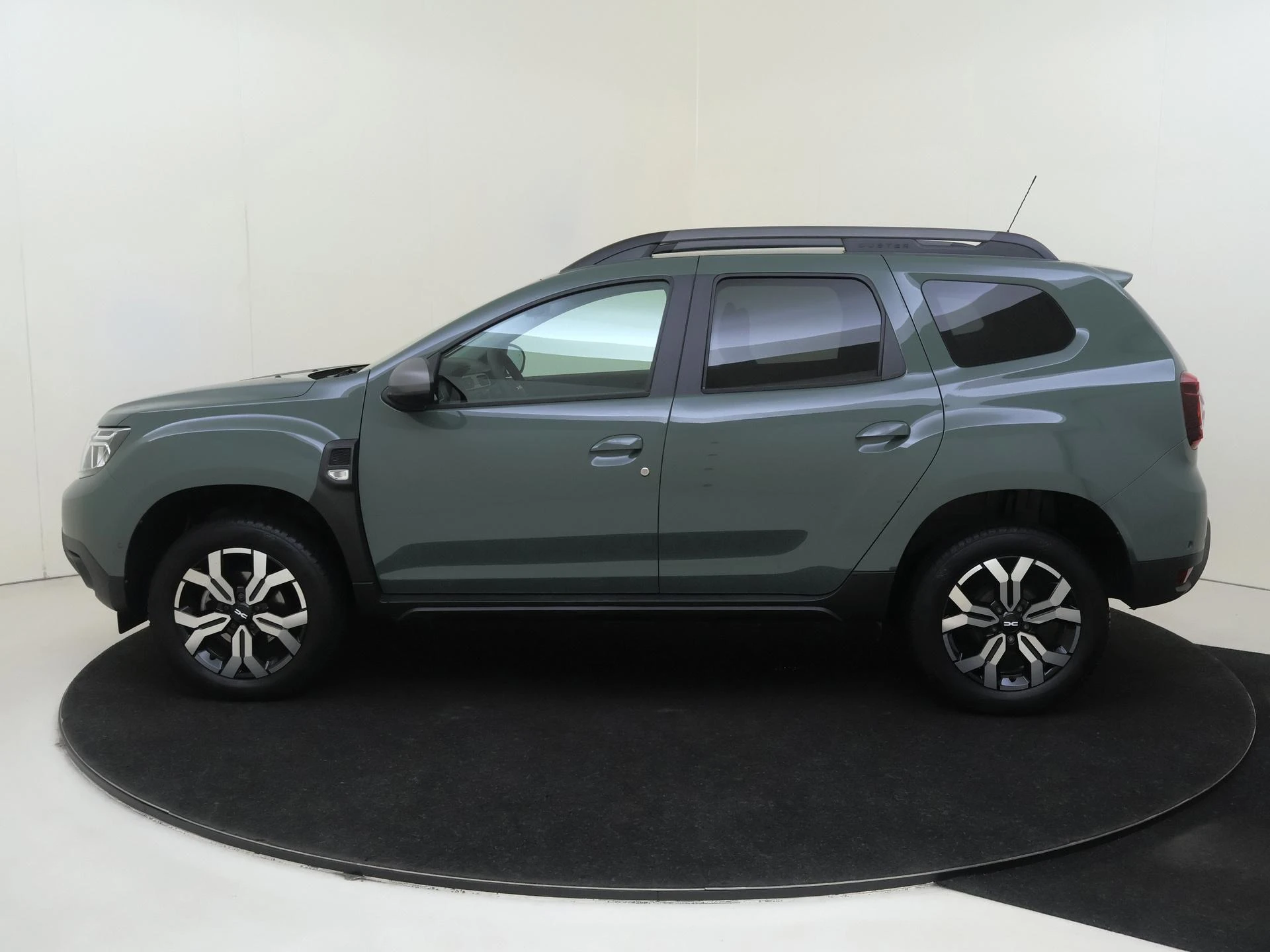 Dacia-Duster-image-7
