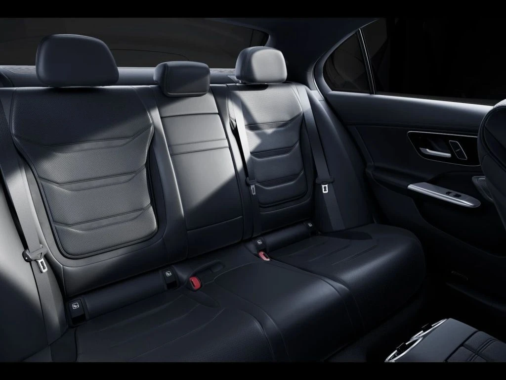 Mercedes-AMG-C-Klasse 43 AMG-image-11