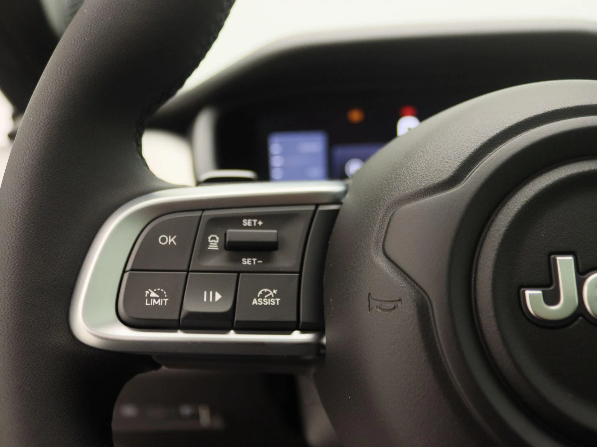 Jeep-Avenger-image-19