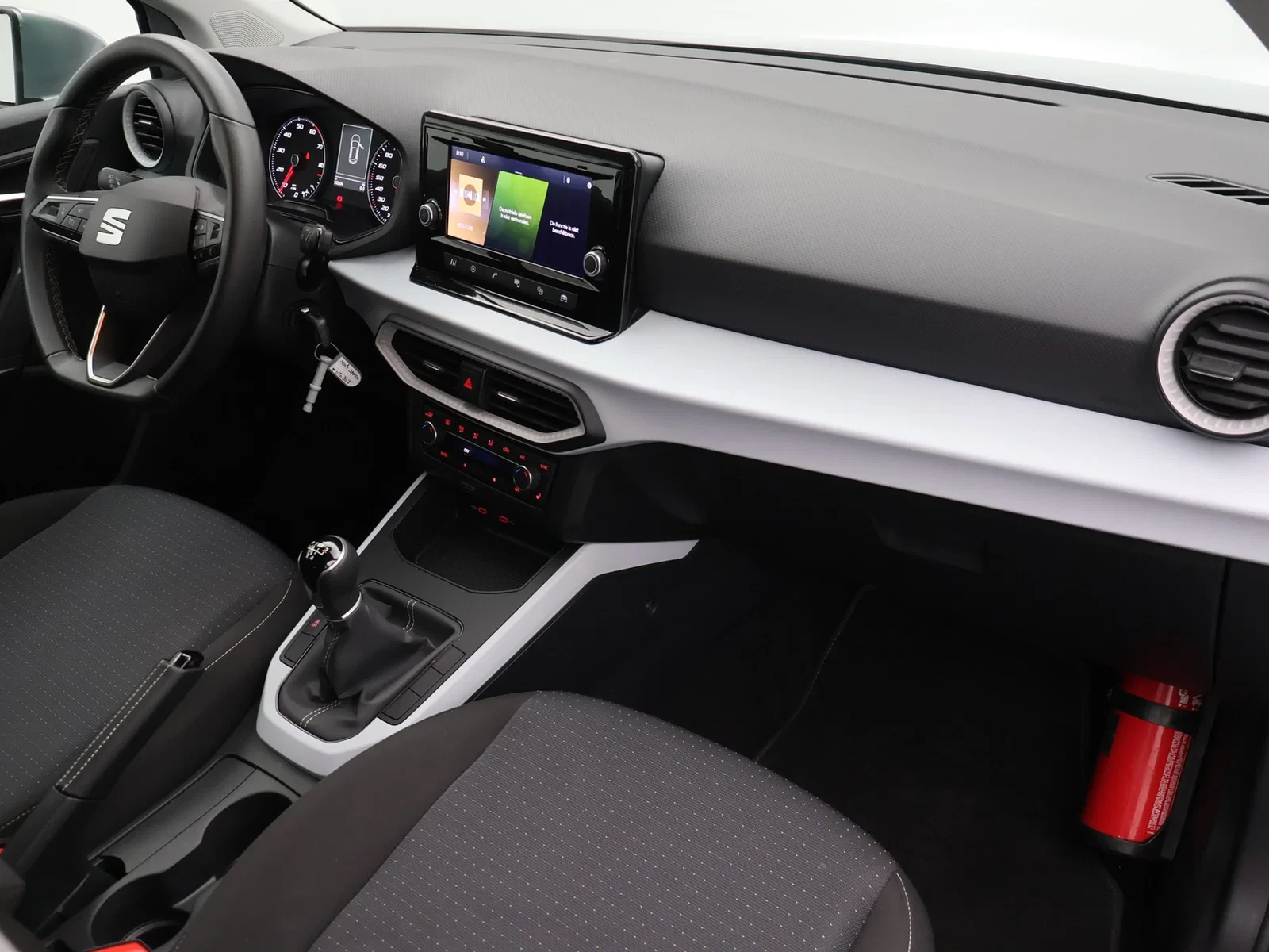 SEAT Arona Arona Urban! 1.0TSI 95PK *CRUISE CONTROL*PDC ACHTER*BLTH*DAB RADIO*ZETELVERWARMING*APP-CONNECT*...*