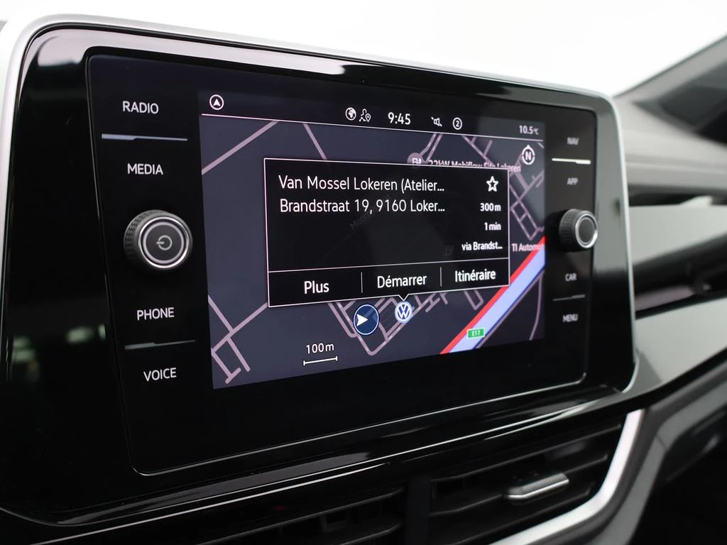 Volkswagen T-Roc T-Roc R-Line Business 1.5TSI 150PK *AUTOMAAT*PANODAK*SPORTZETELS*CAMERA*PDC*ACC*NAVI*...*