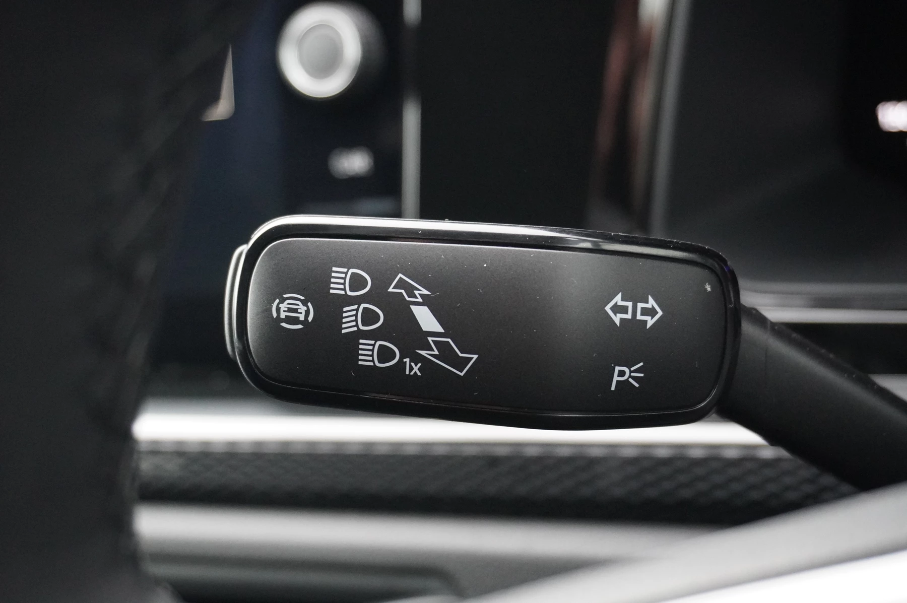 Volkswagen-Polo-image-25