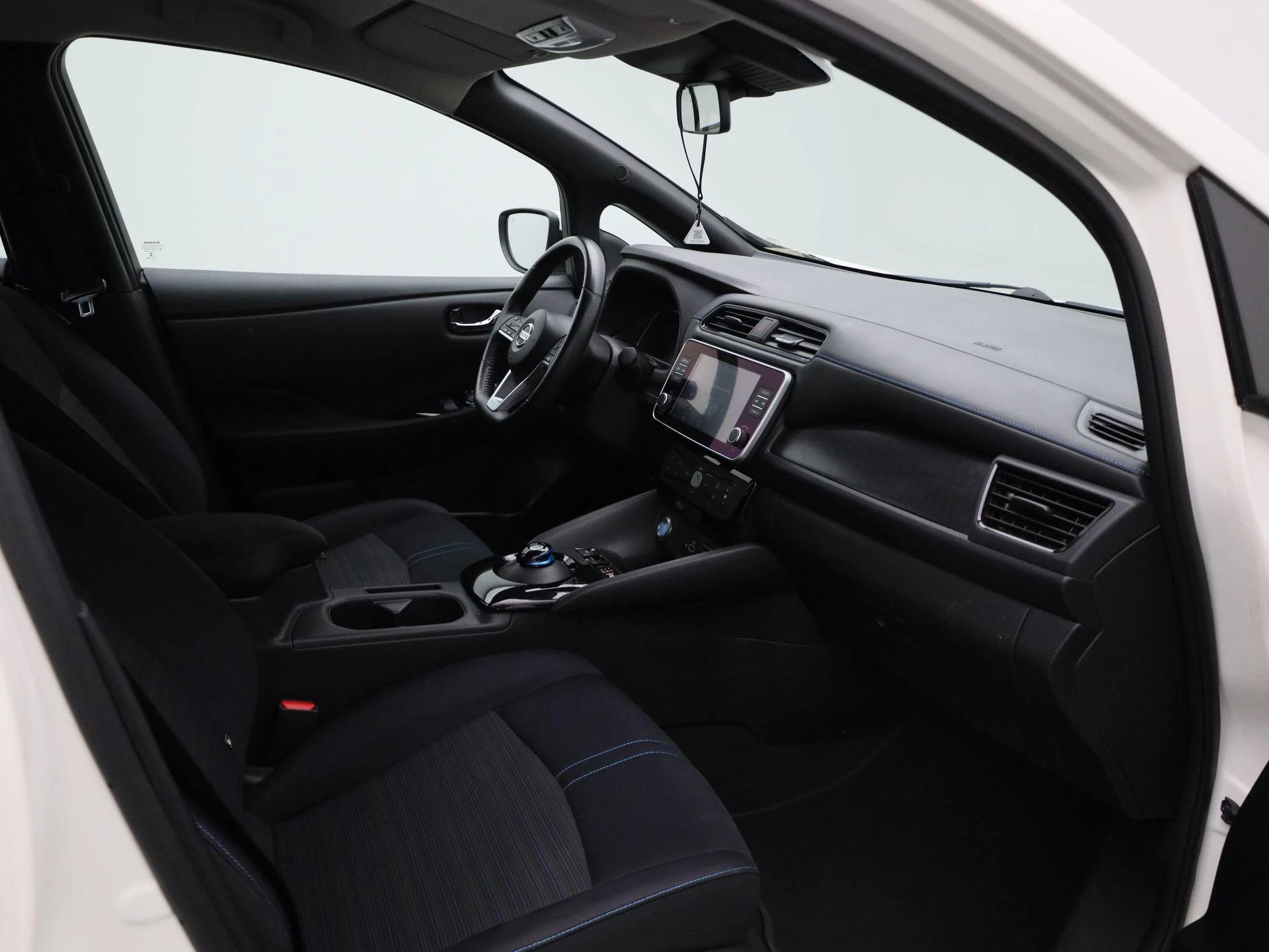 Nissan-Leaf-image-28