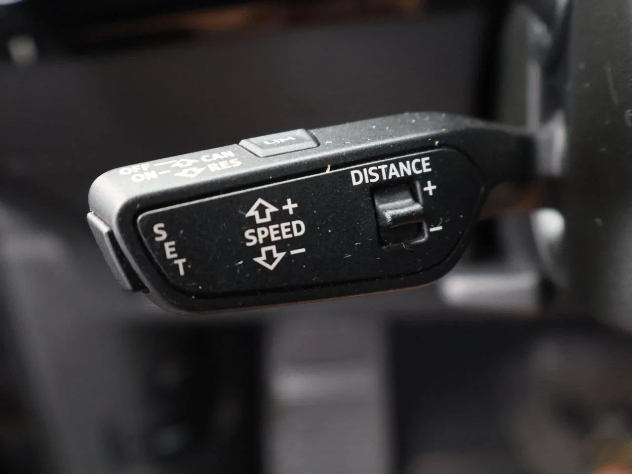 Audi e-tron Audi e-tron 95kWh 55 QUATTRO 408PK *AUTOMAAT*PANODAK*TREKHAAK*BRUIN LEDER*ACC*CAMERA*PDC*NAVI*APP-CONNECT*...*