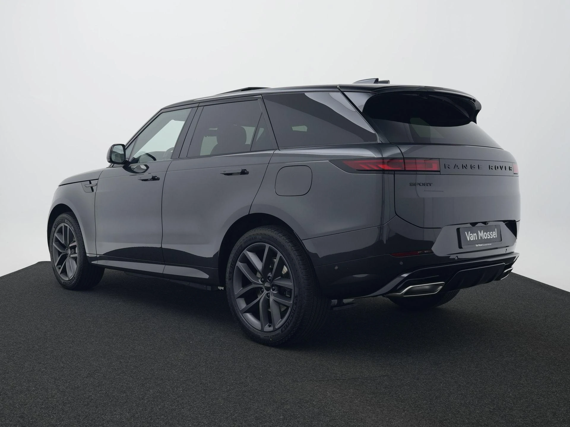 Land Rover-Range Rover Sport-image-1