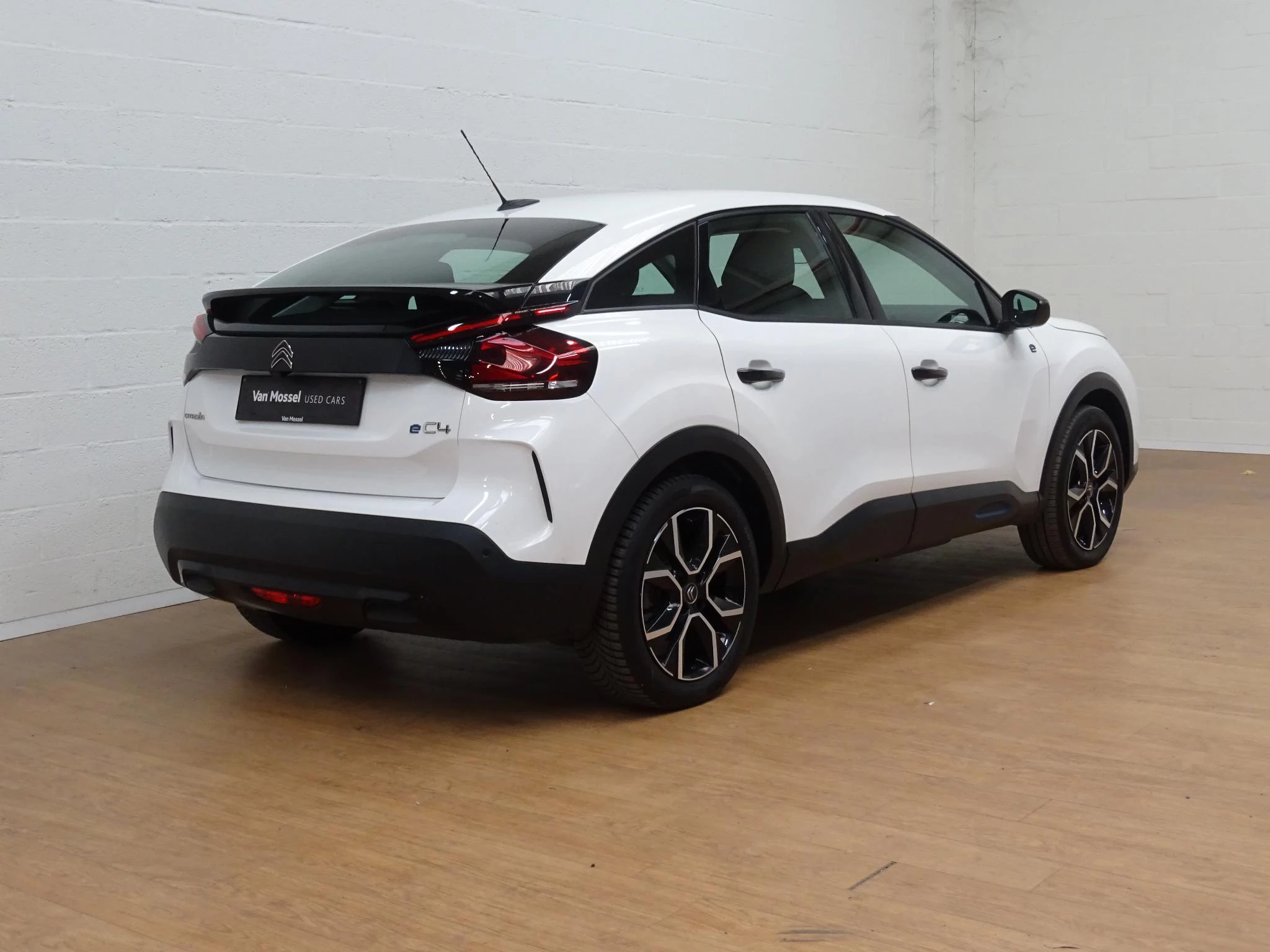 Citroën-ë-C4-image-5