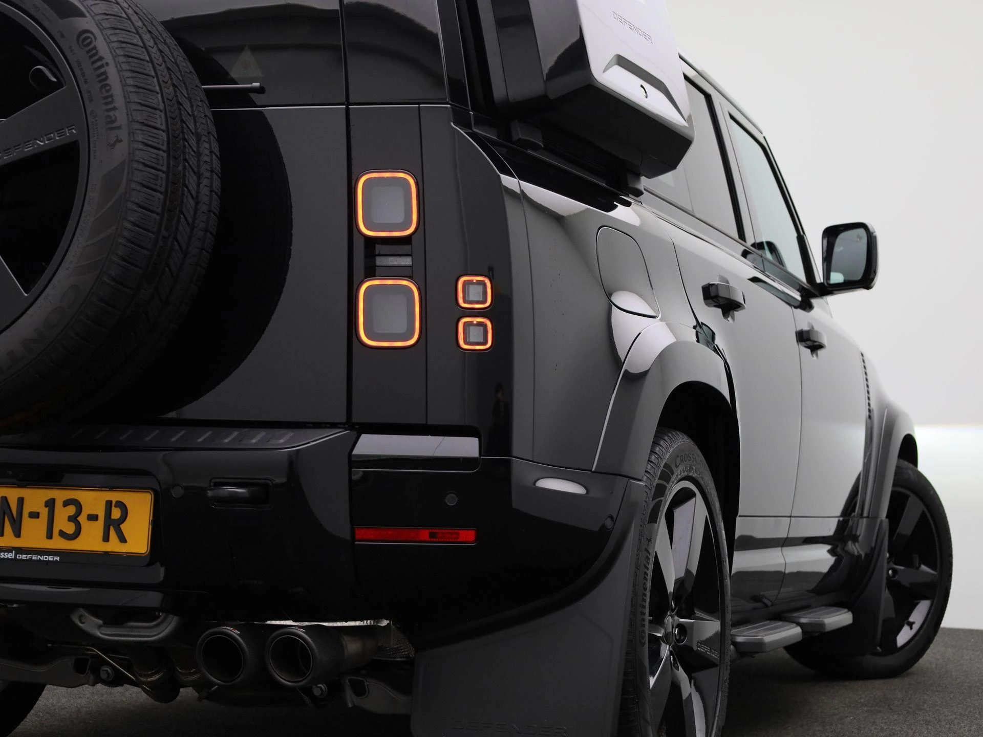 Land Rover-Defender-image-62