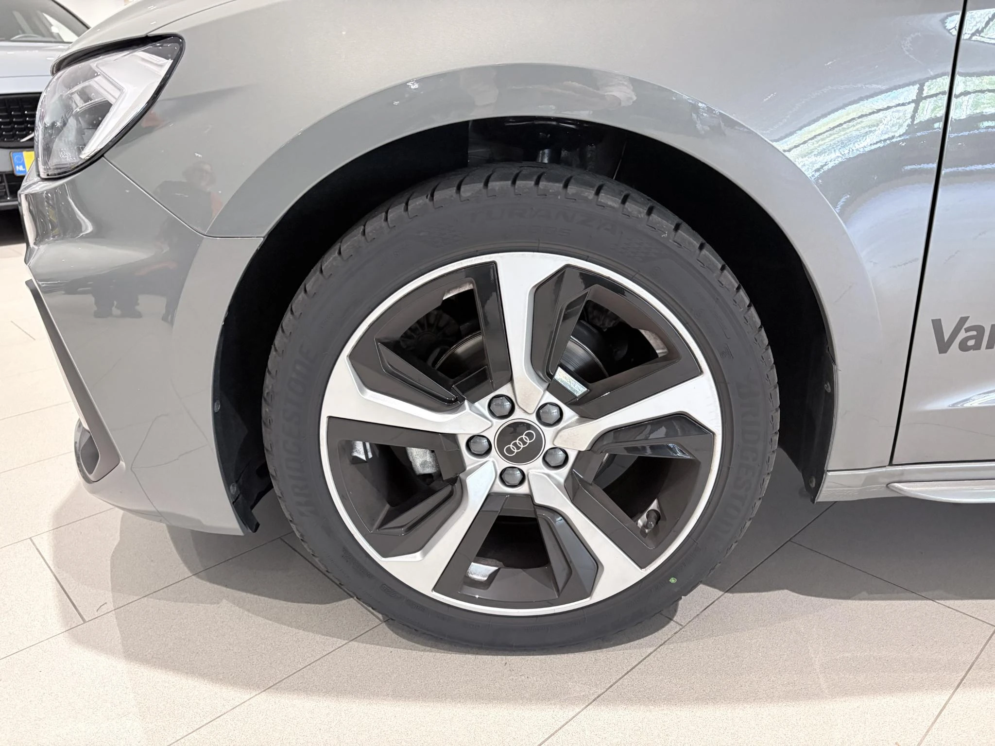 Audi-A1 Sportback-image-1
