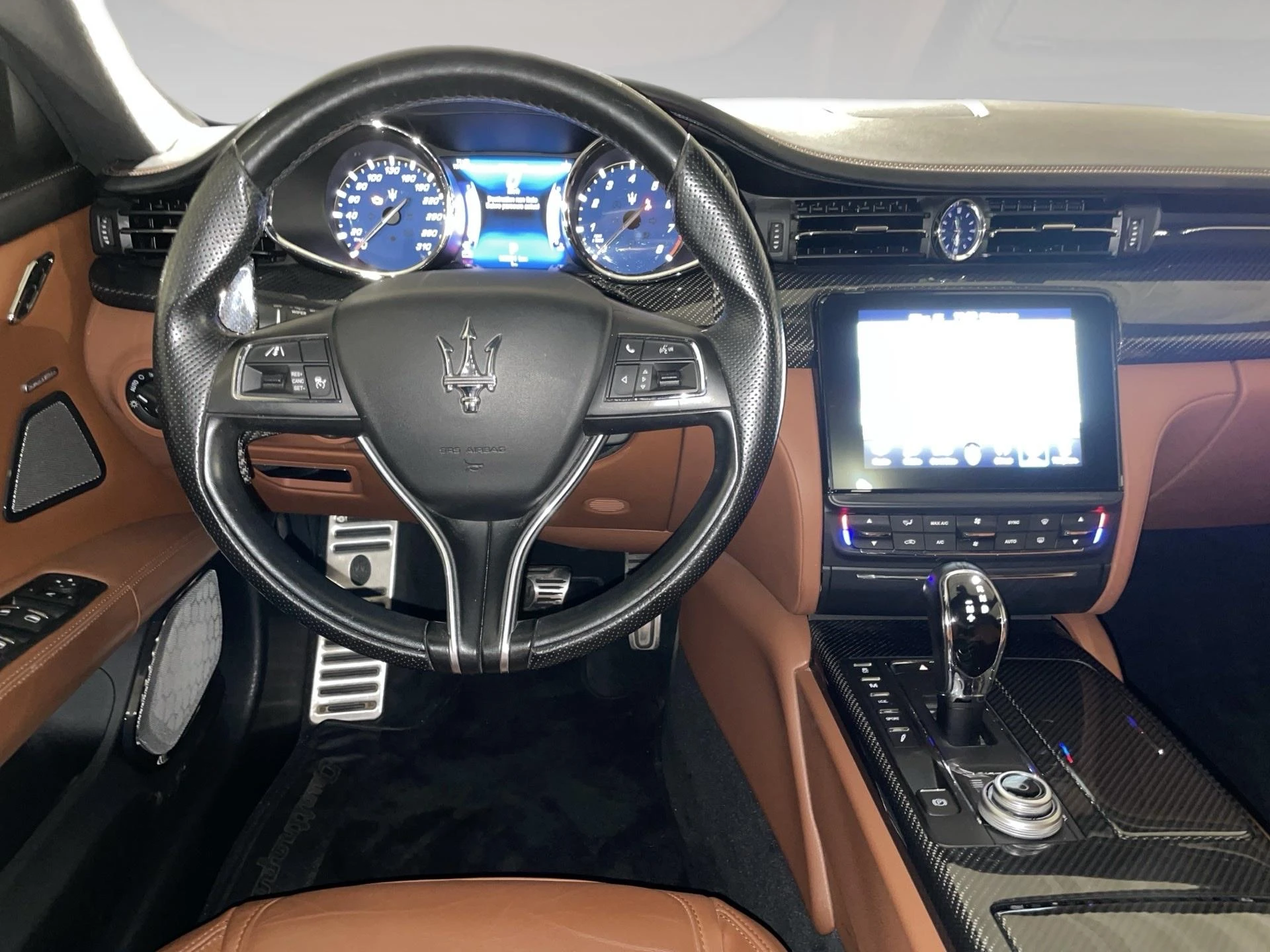 Maserati-Quattroporte-image-5
