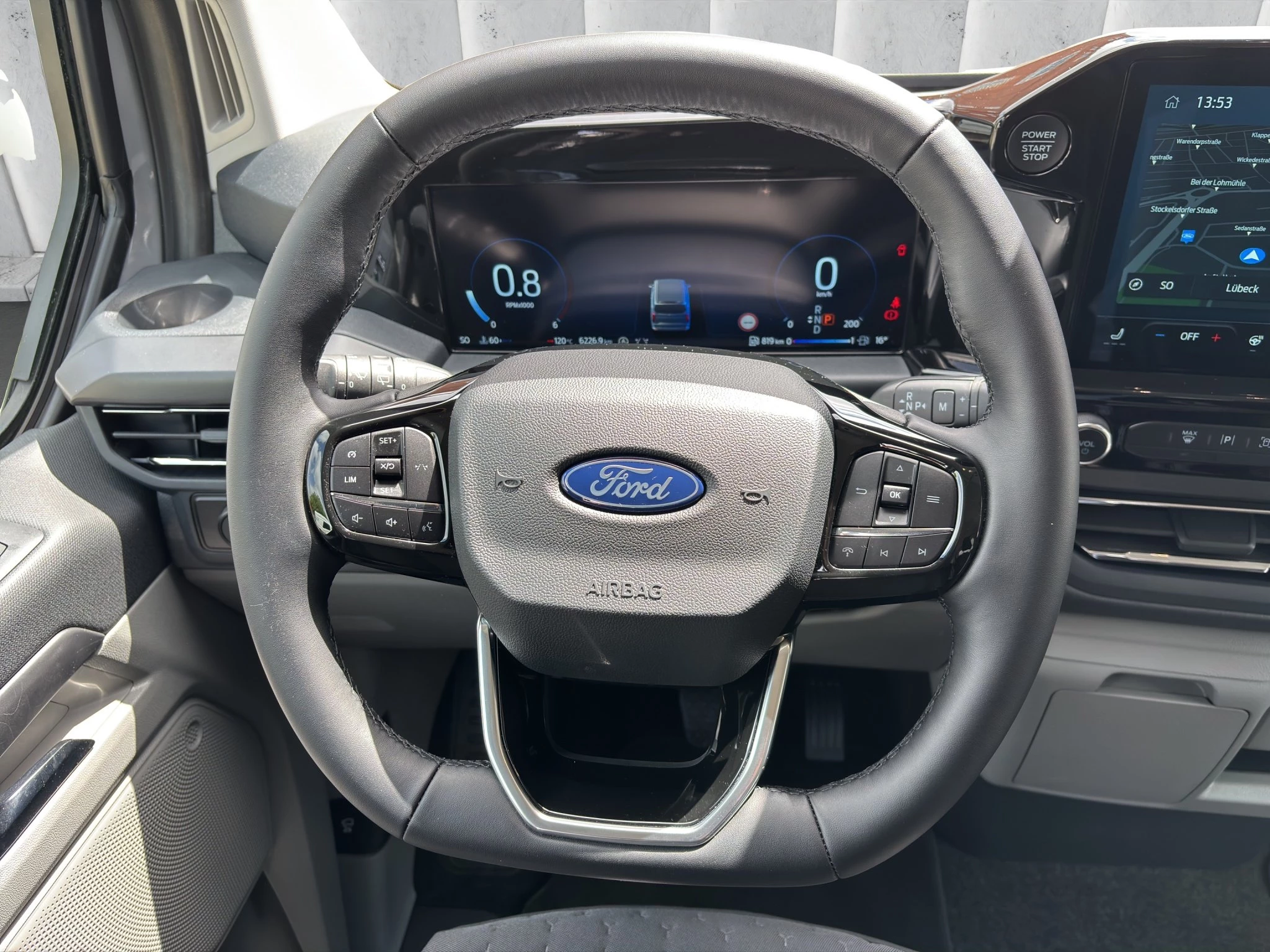 Ford Tourneo Custom Titanium 2.0 EB 320 L1 Aut. *Tourneo 0% Aktion bis zum 31.03.2026 EZ*