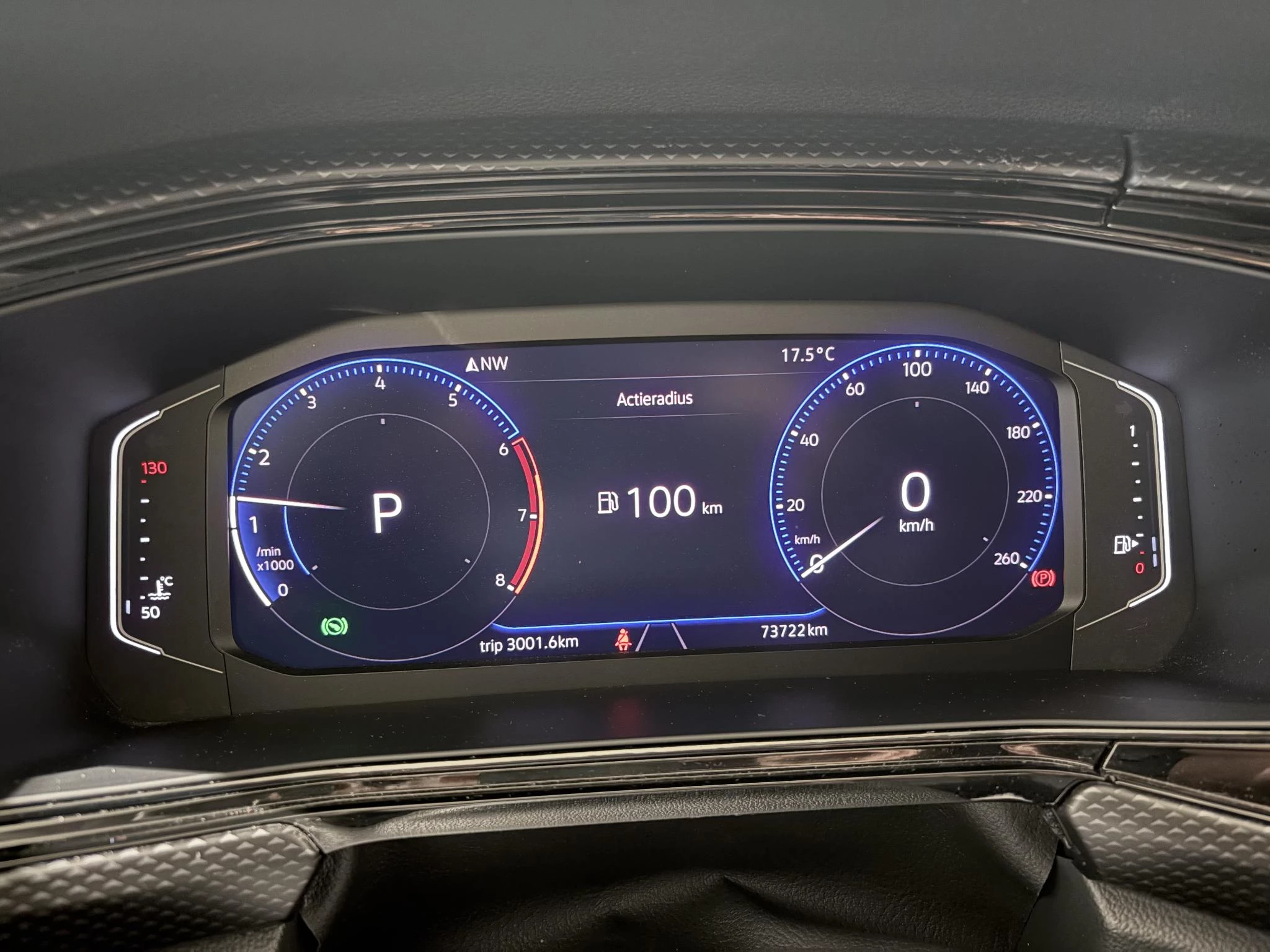 Volkswagen-T-Cross-image-16