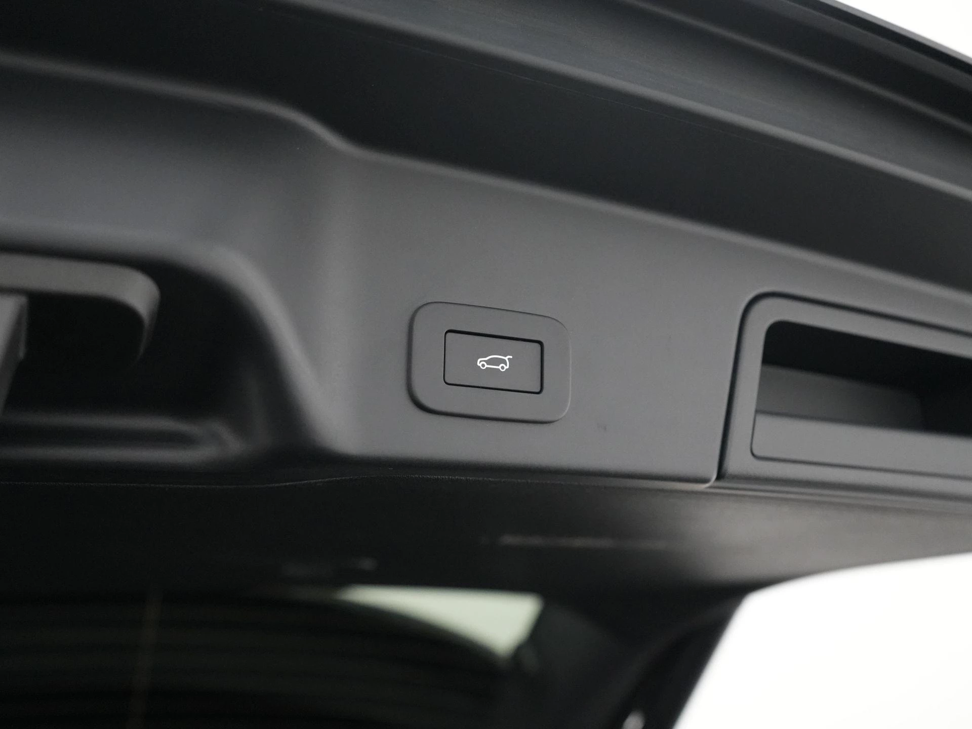 Land Rover-Range Rover Evoque-image-45