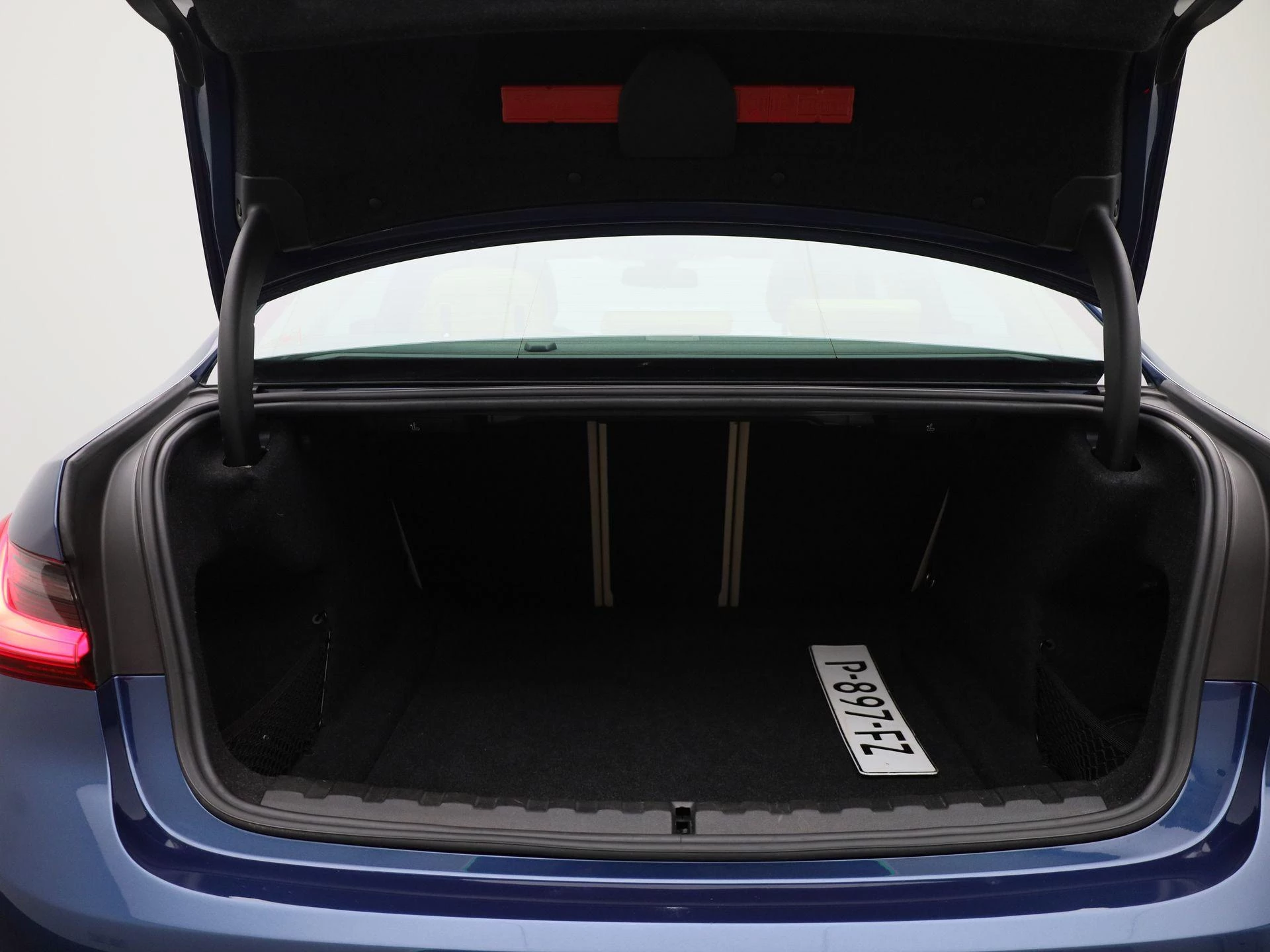 BMW-3 Serie-image-14