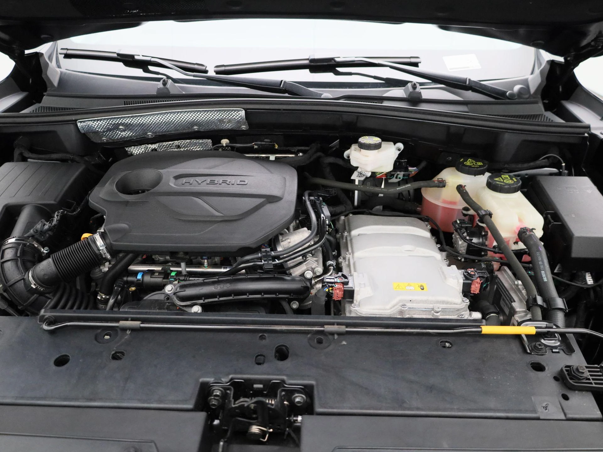 MG-ZS-image-29
