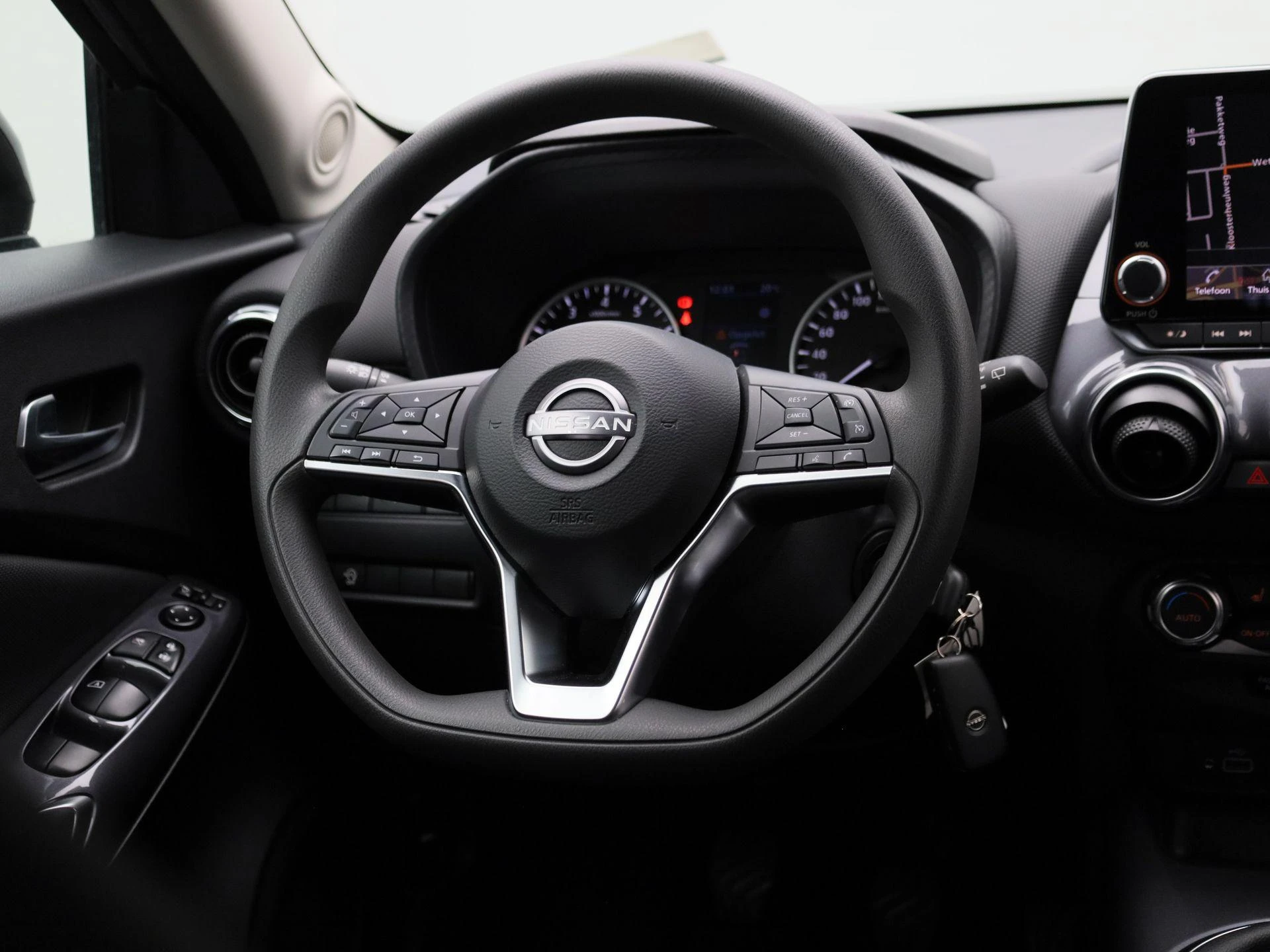 Nissan-Juke-image-9