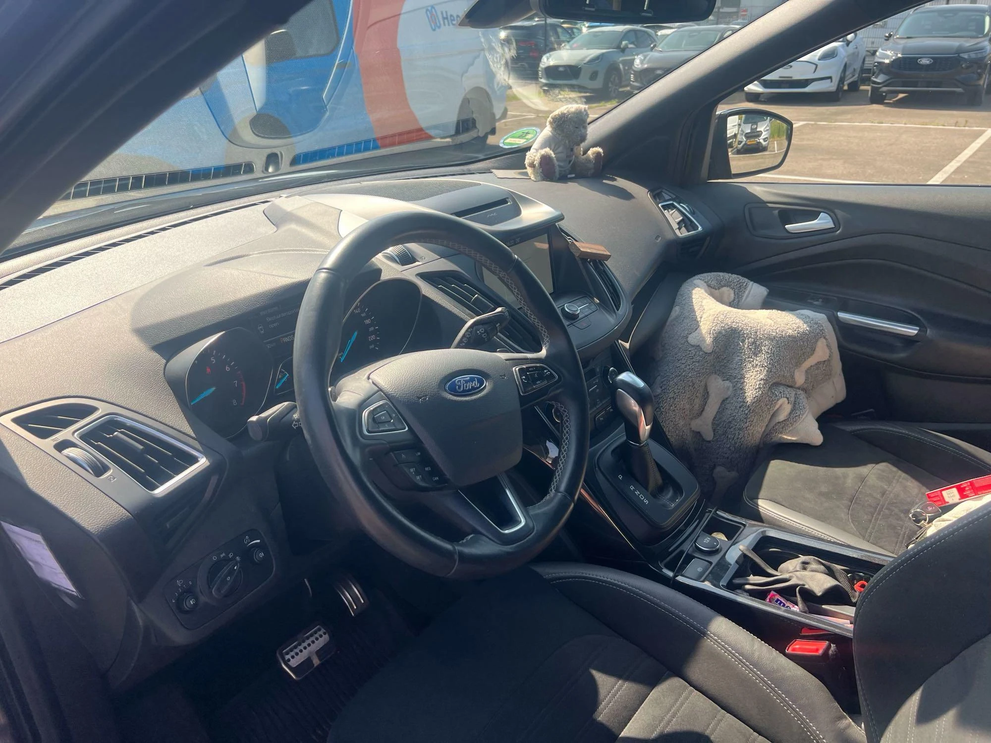 Ford-Kuga-image-8