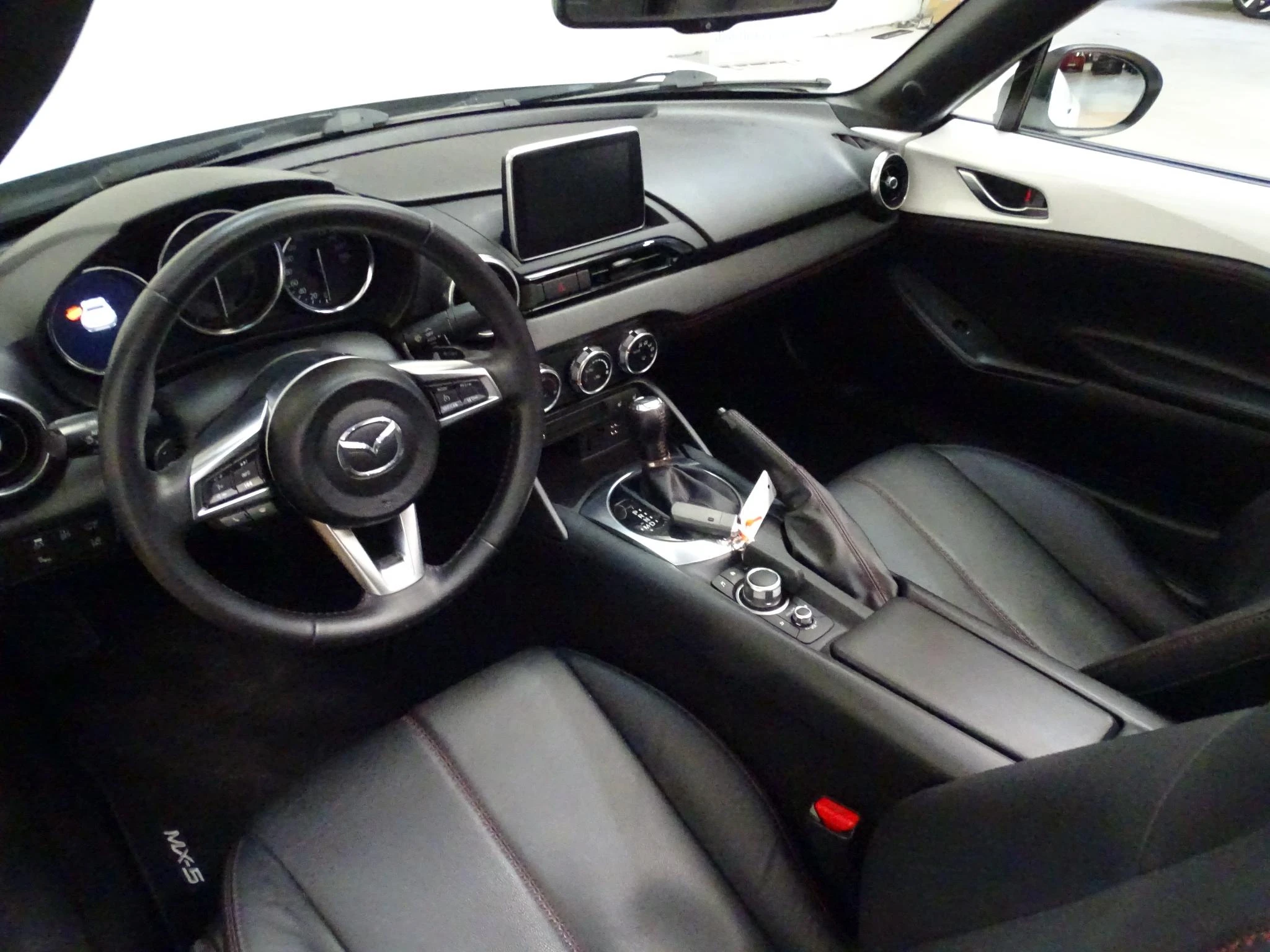 Mazda-MX-5-image-12
