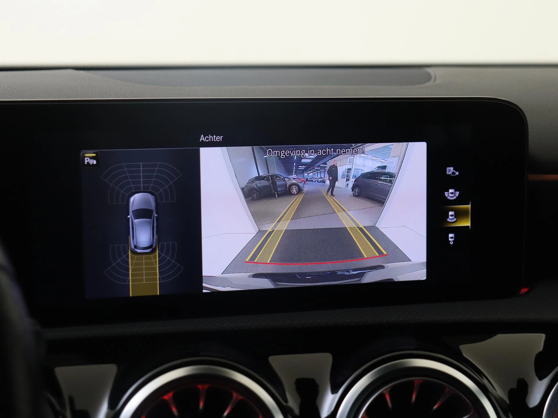 Mercedes-Benz-A-Klasse-image-21