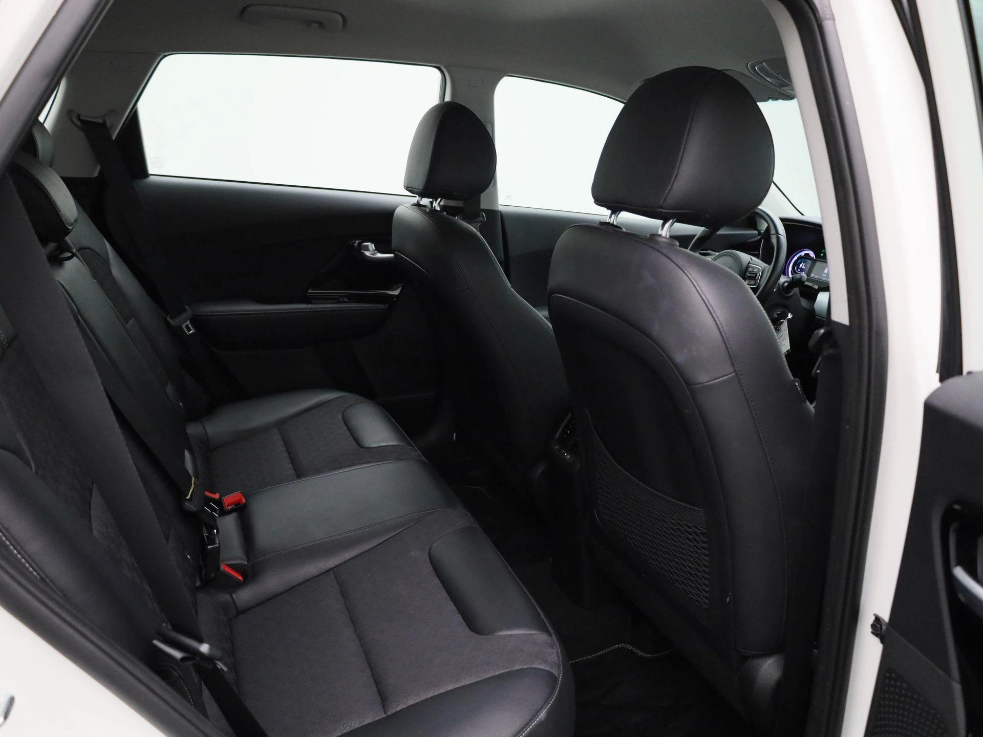 Kia-Niro-image-33