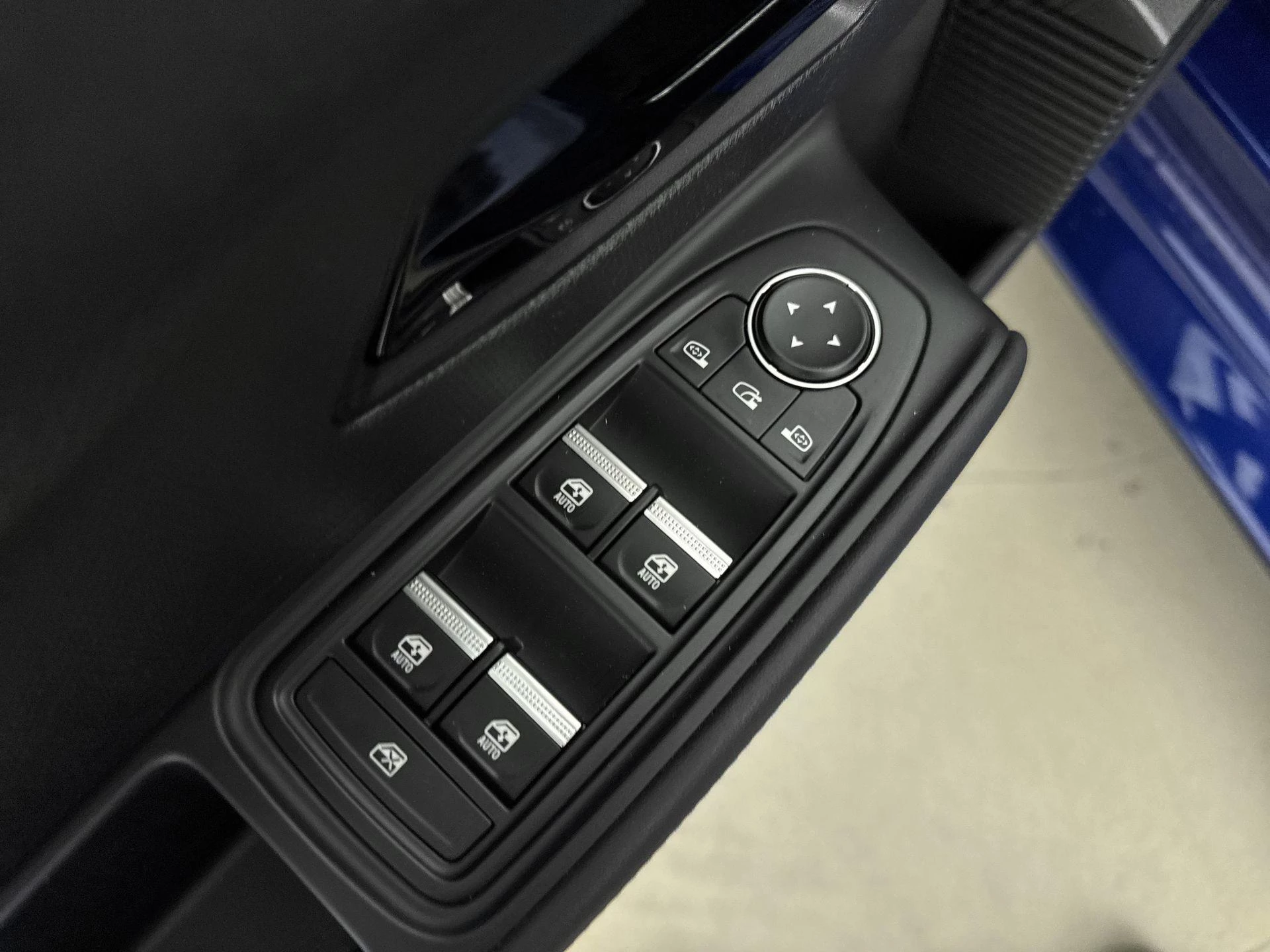 Renault-Clio-image-9