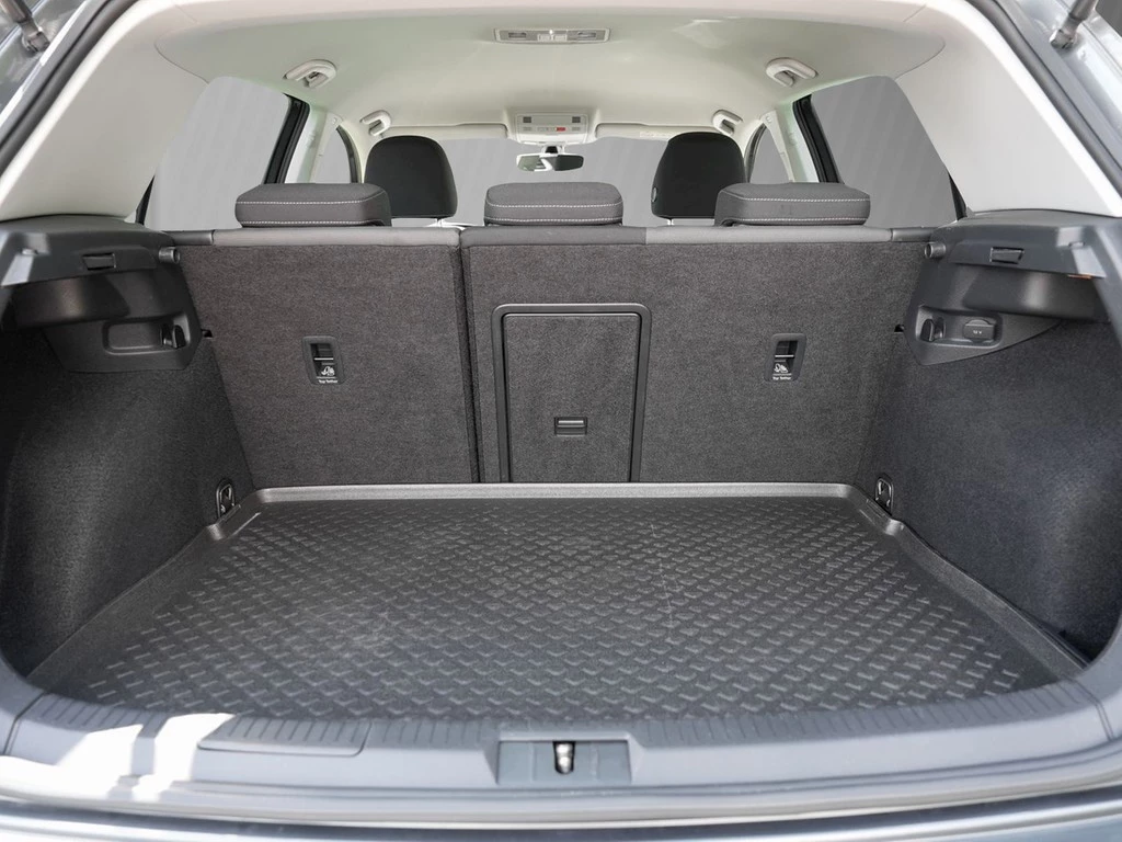 Volkswagen Golf 2.0 TDI DSG Highline R-Line *LED*AHK*Navi*Digi-Cockpit*PDC*Climatronic*Sitzheizung*uvm...