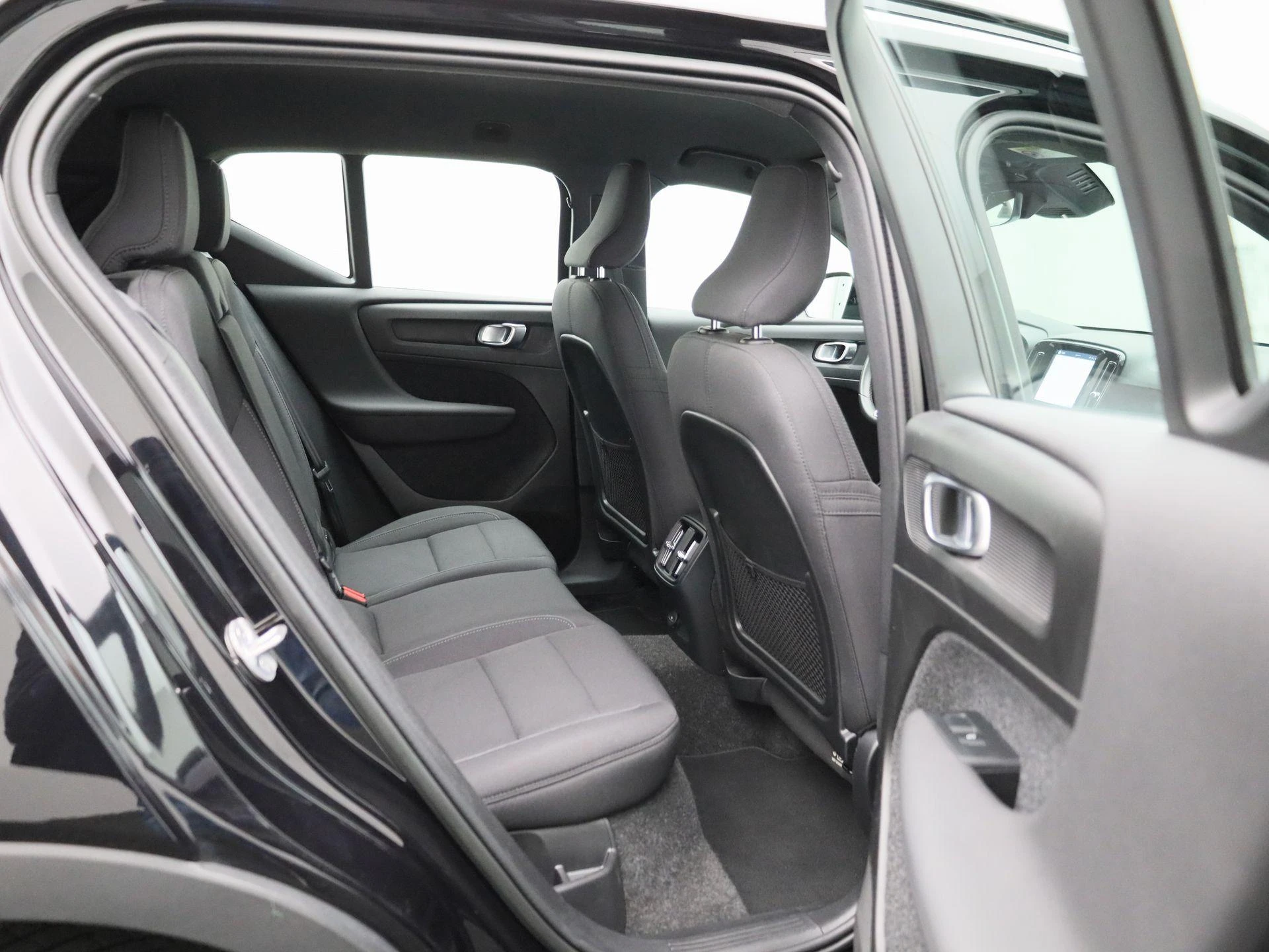 Volvo-XC40-image-33