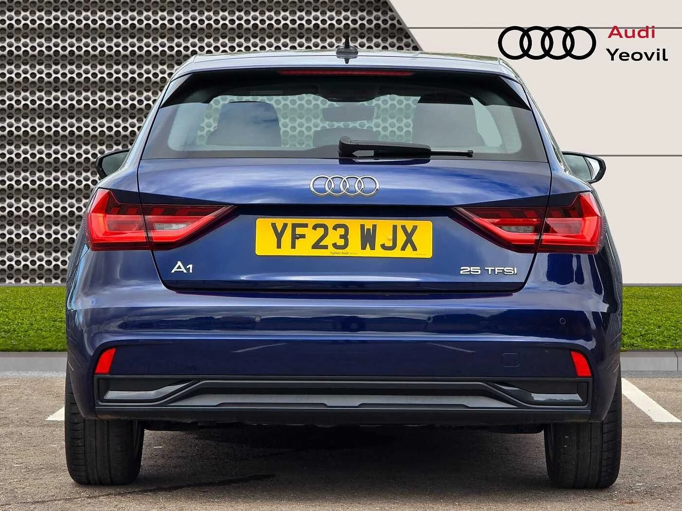 Audi-A1 Sportback-image-11