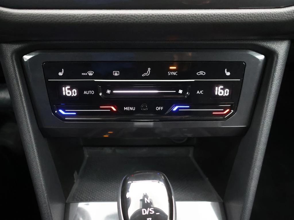 Volkswagen Tiguan Allspace Tiguan Allspace (7p) 1.5TSI Life 150PK *AUTOMAAT*7-ZIT*APP CONNECT*ZETELVERWARMING*BLTH*ADAPTIVE CRUISE*DIGITAL DASHBOARD*...