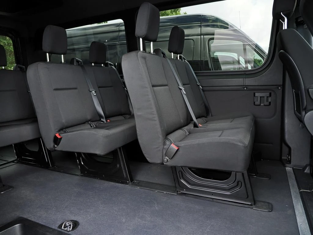Mercedes-Benz-Sprinter 317-image-11