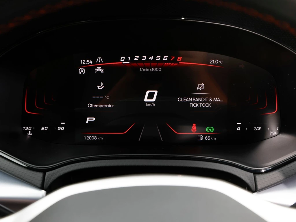 SEAT-Arona-image-13