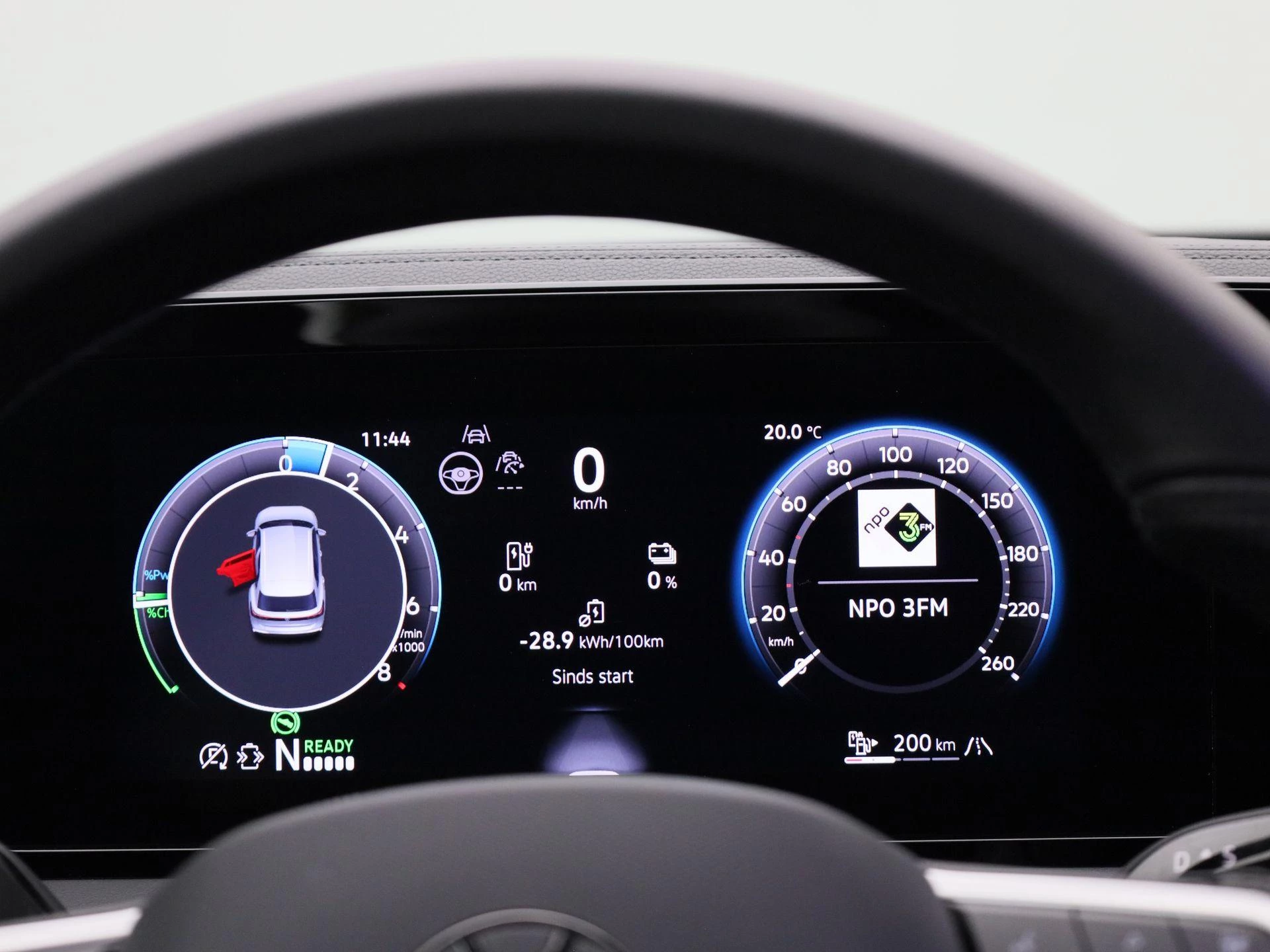 Volkswagen-Tiguan-image-7