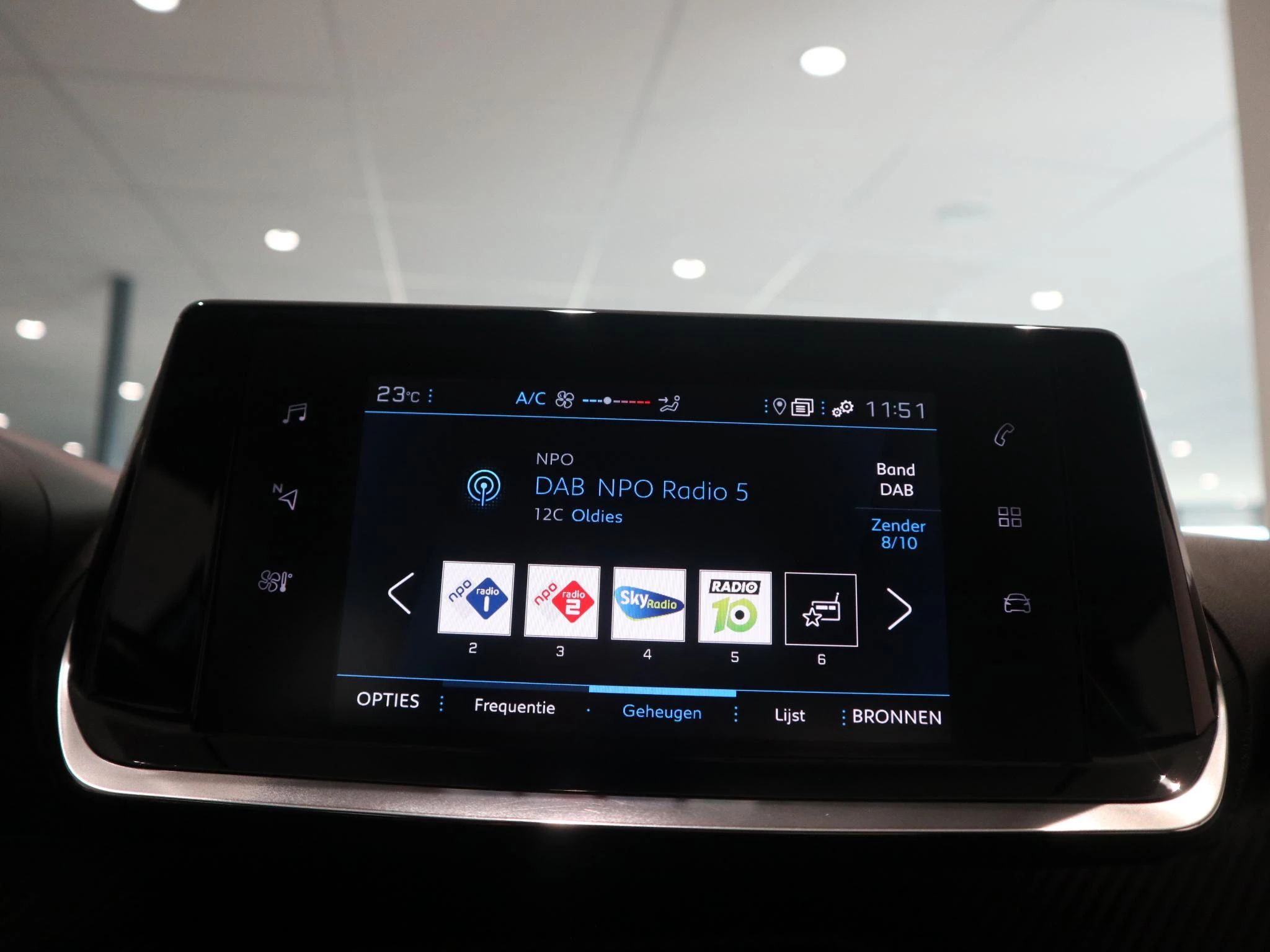 Peugeot-2008-image-14