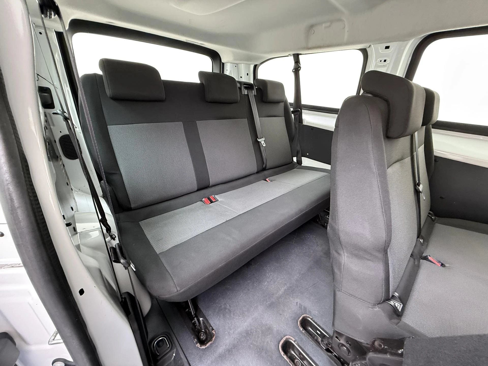 Peugeot-Expert-image-15
