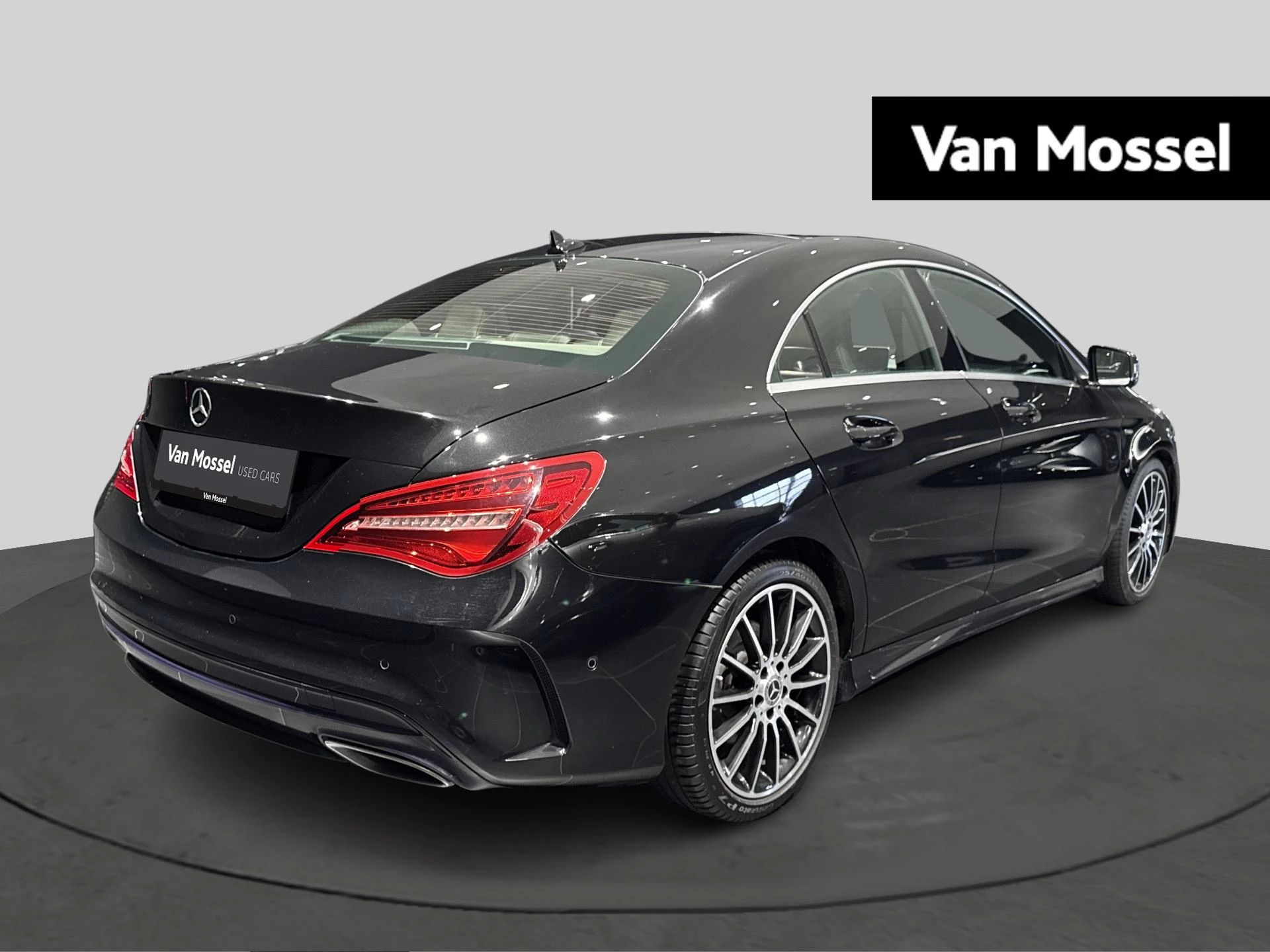 Mercedes-Benz-CLA-image-3